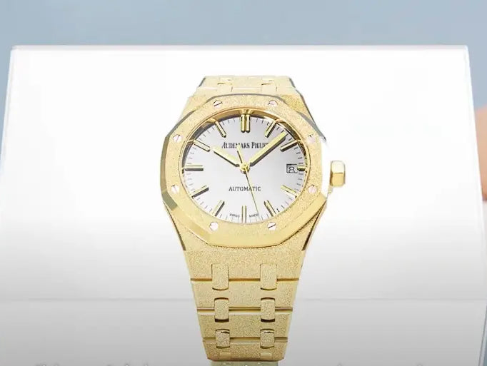 Royal Oak with Mirror – Carolina Bucci Royal Oak 15454BA Review