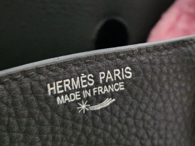 Hermès Stamp Guide: How to Read the Hidden Codes Inside Your Bag