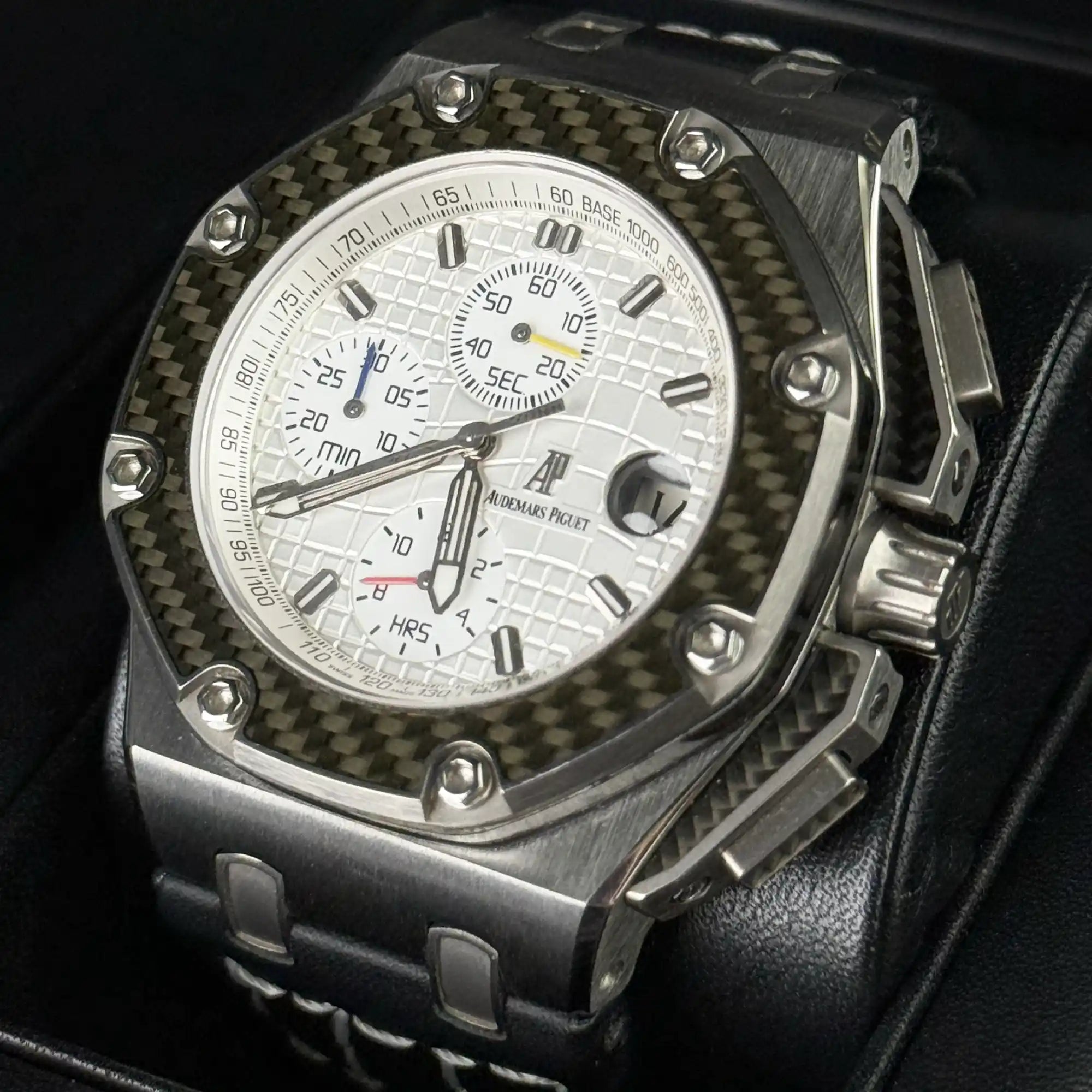 Audemars Piguet Royal Oak Offshore White Dial Titanium 26030IO.OO.D001IN.01 'Juan Pablo Montoya' - 2005 Pre-Owned - Right