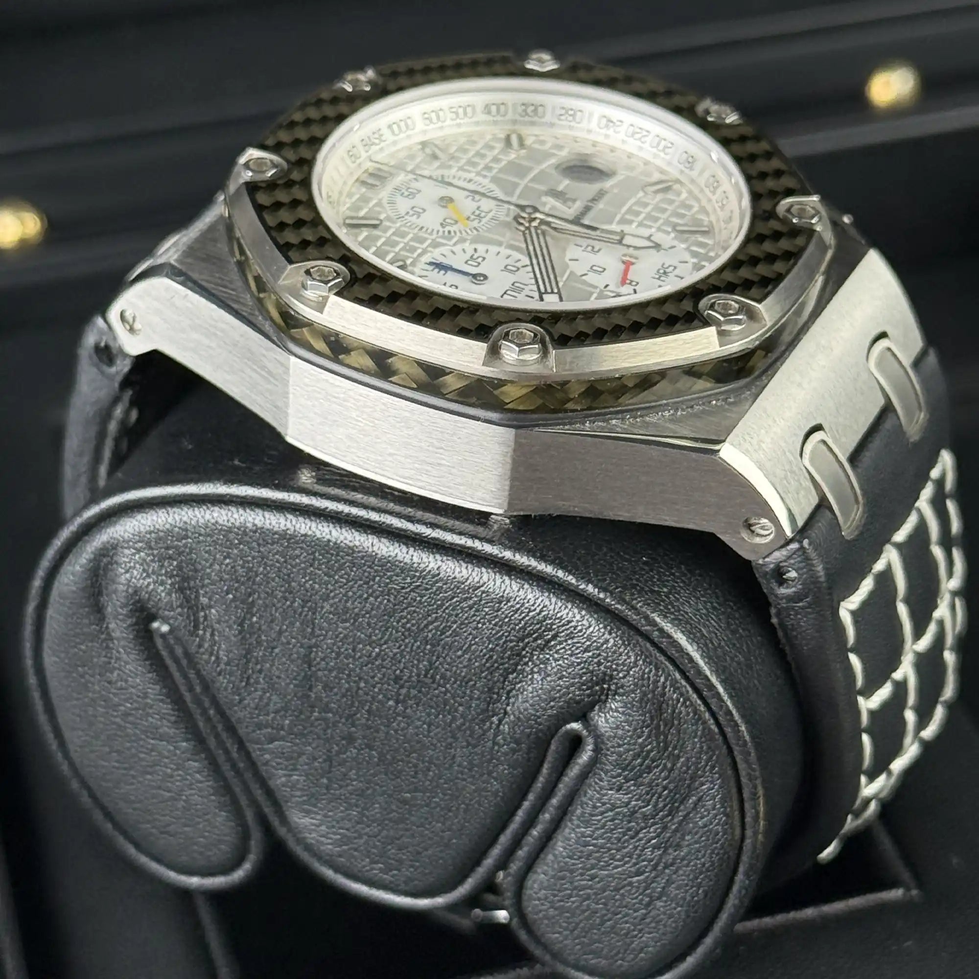 Audemars Piguet Royal Oak Offshore White Dial Titanium 26030IO.OO.D001IN.01 'Juan Pablo Montoya' - 2005 Pre-Owned - Side 1