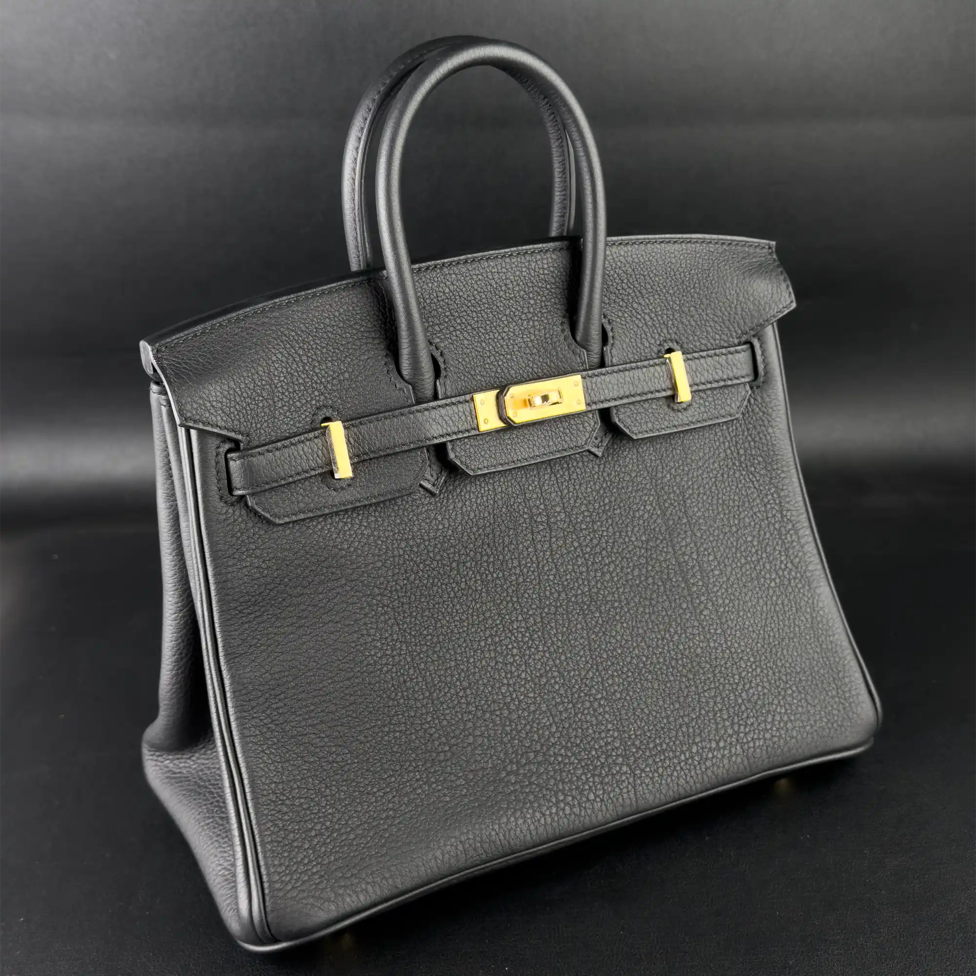 Hermes Birkin 25 Noir Togo Gold Hardware - Side 2