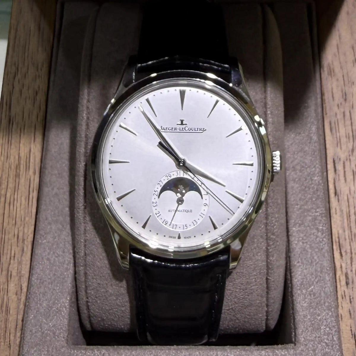 Jaeger-LeCoultre Master Ultra Thin Moon Silvered Grey Dial Q1368430 - 2026 Pre-Owned Mint - Front