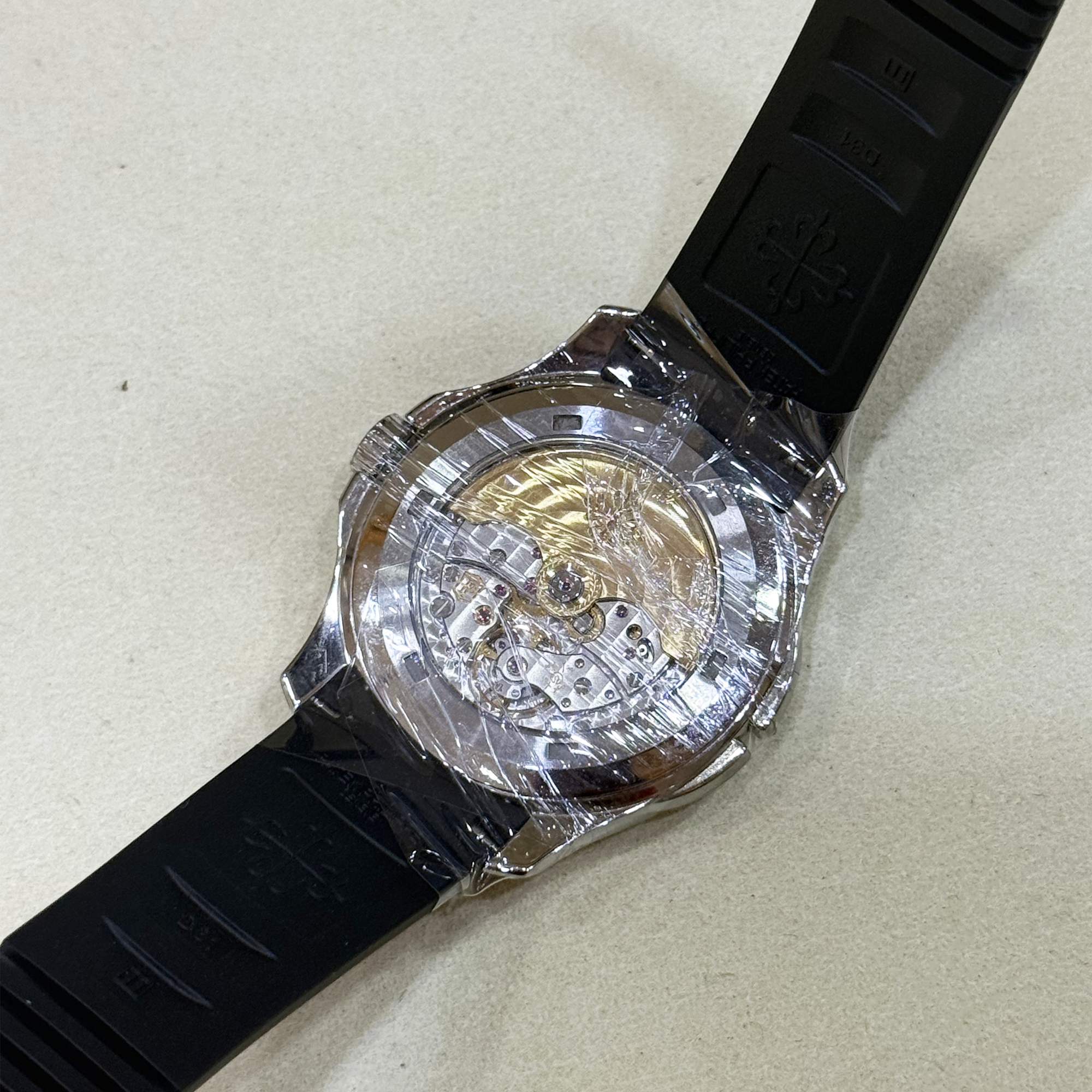 Patek Philippe Aquanaut Black Dial Travel Time 5164A/001 - Pre-owned - Case