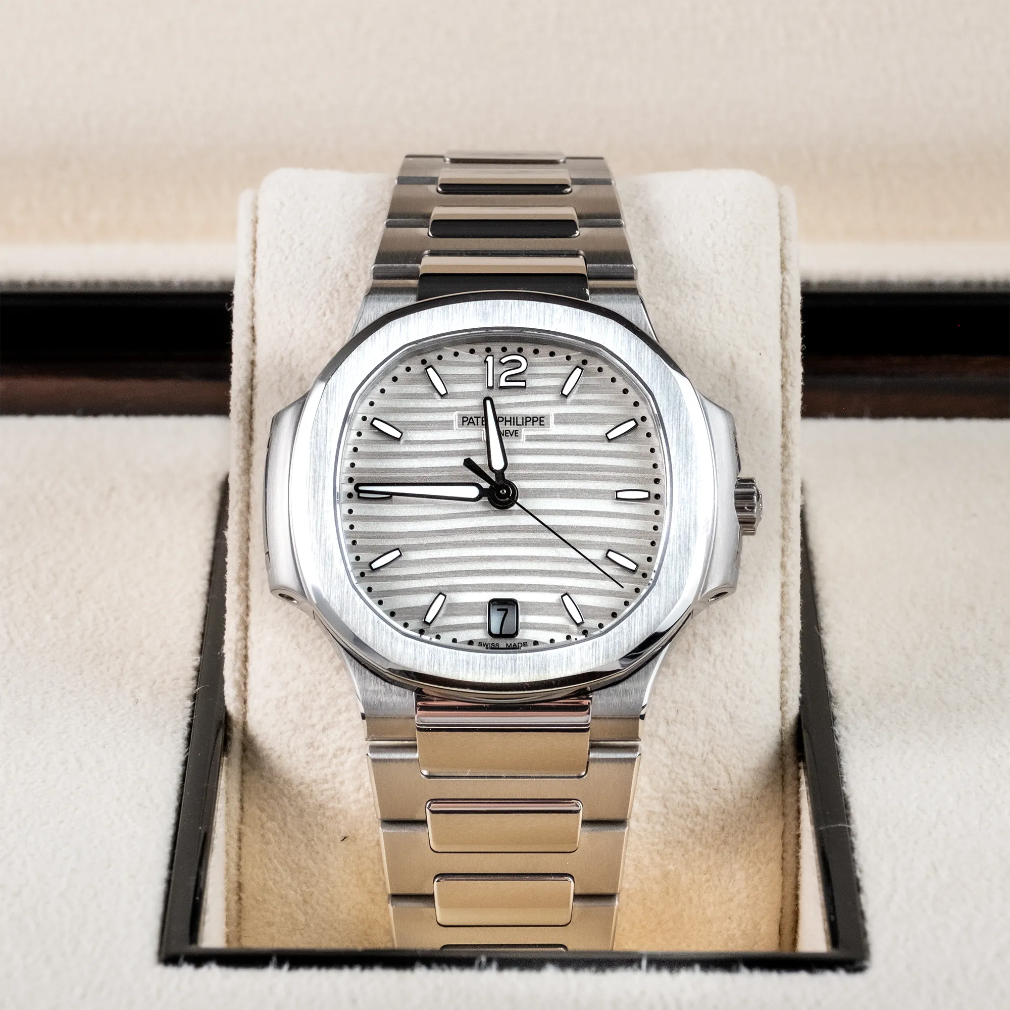 Patek Philippe Ladies Nautilus White Dial 7118/1A Steel - In box