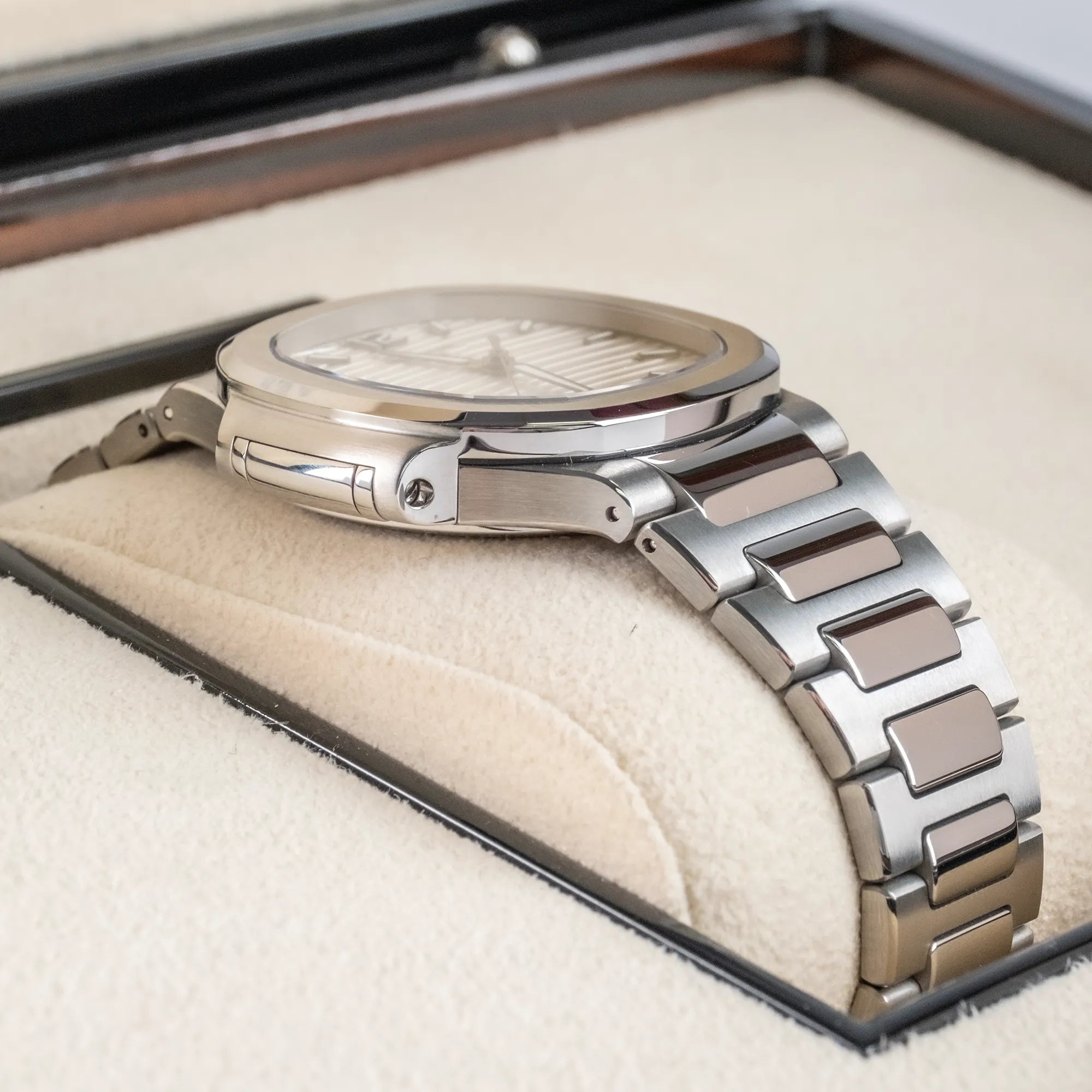 Patek Philippe Ladies Nautilus White Dial 7118/1A Steel - Left