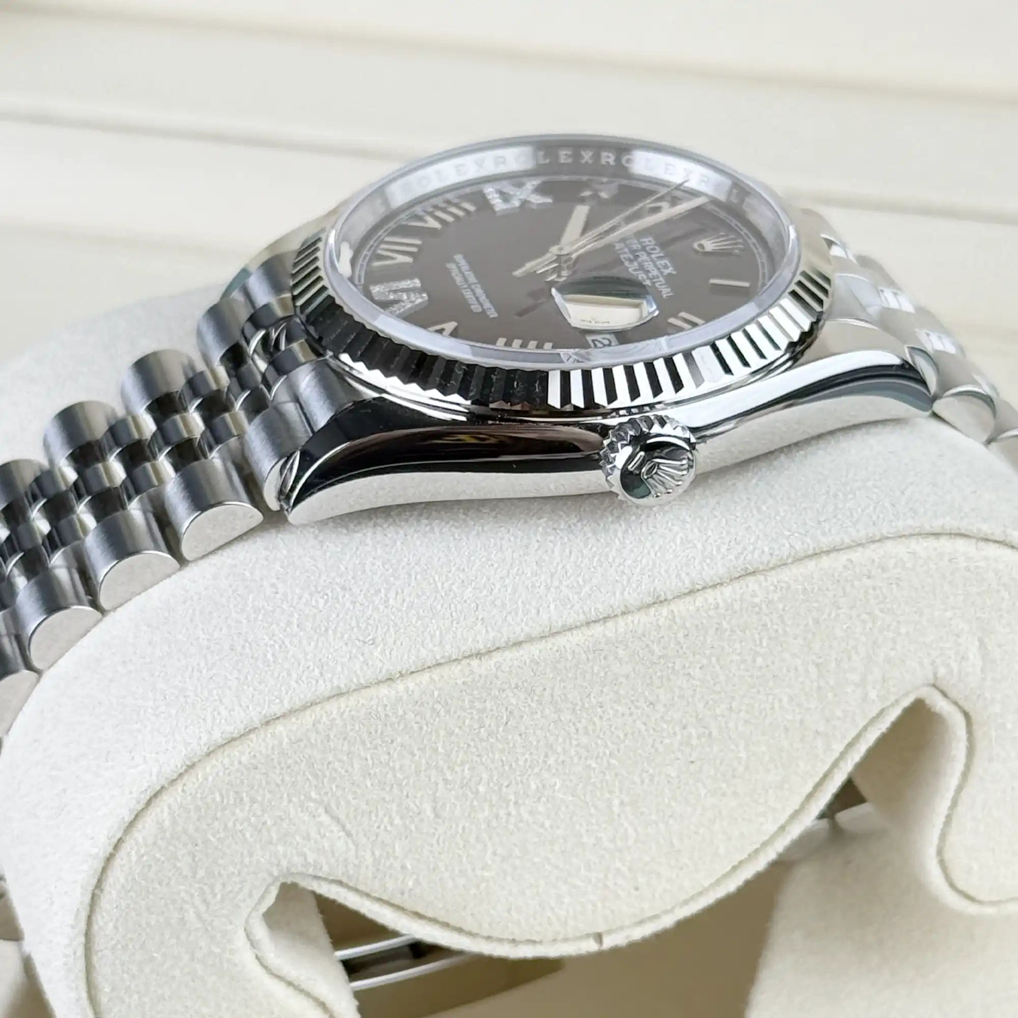 Rolex Datejust 36 Purple Roman Diamond Oystersteel White Gold Jubilee 126234 - Side 2