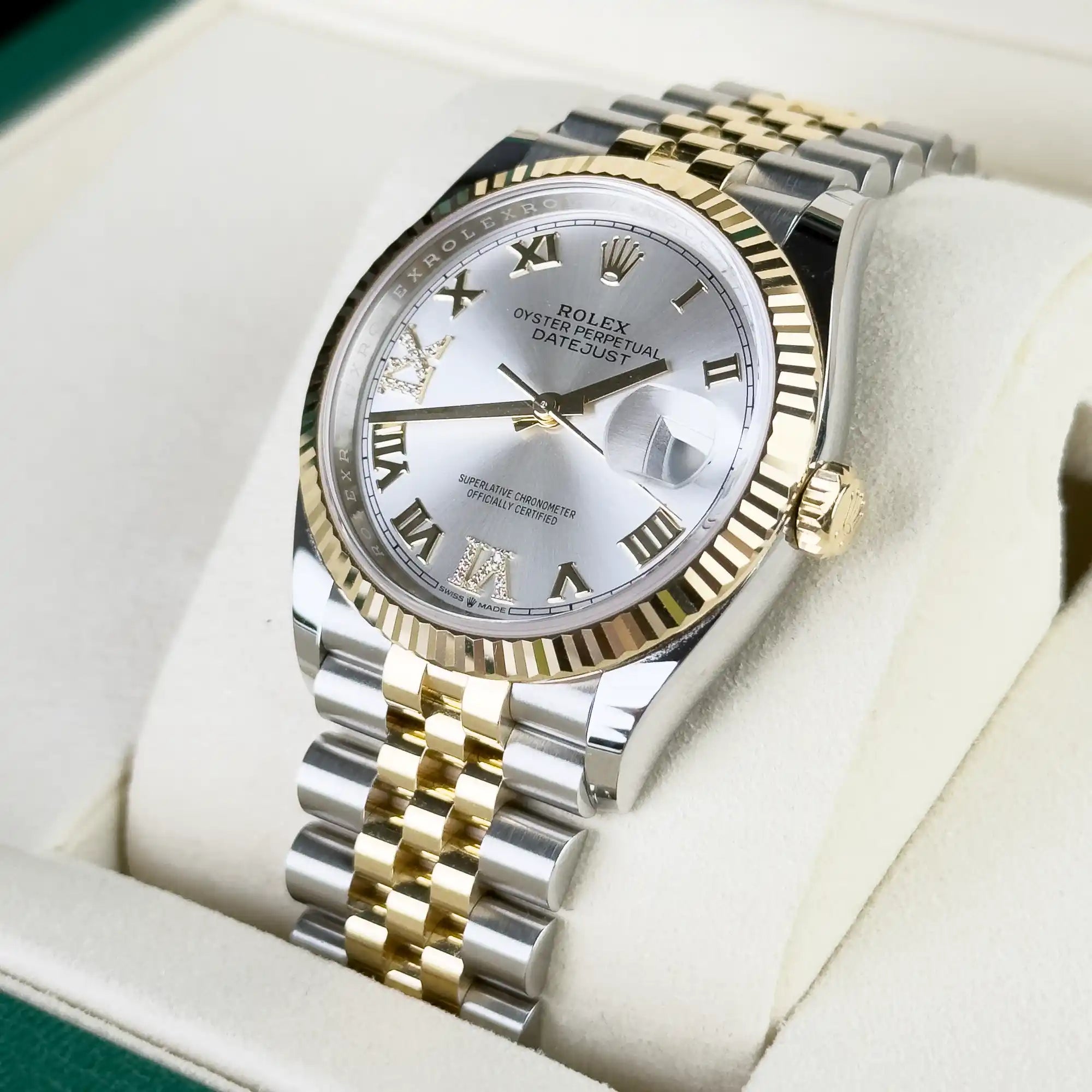Rolex Datejust 36 Silver Diamond Oystersteel Yellow Gold Jubilee 126233 - preowned - Right