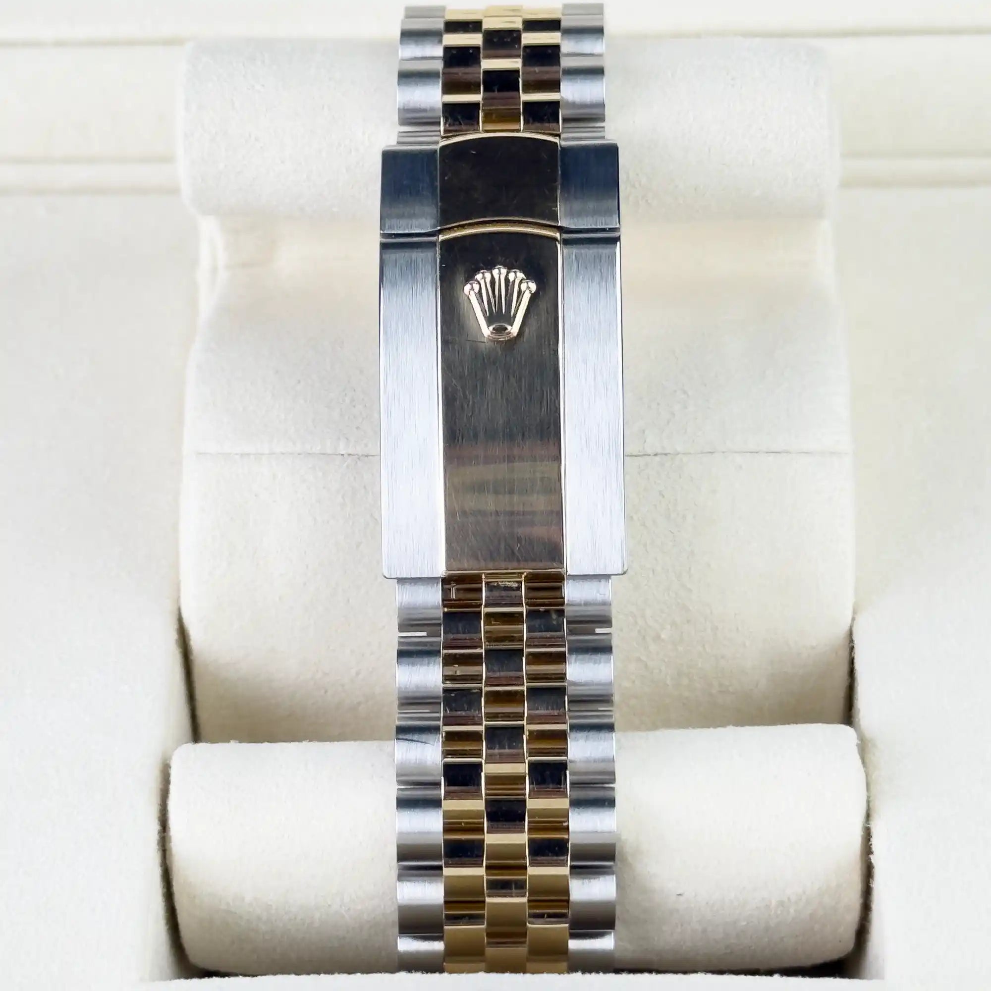 Rolex Datejust 36 Silver Diamond Oystersteel Yellow Gold Jubilee 126233 - preowned - clasp 1