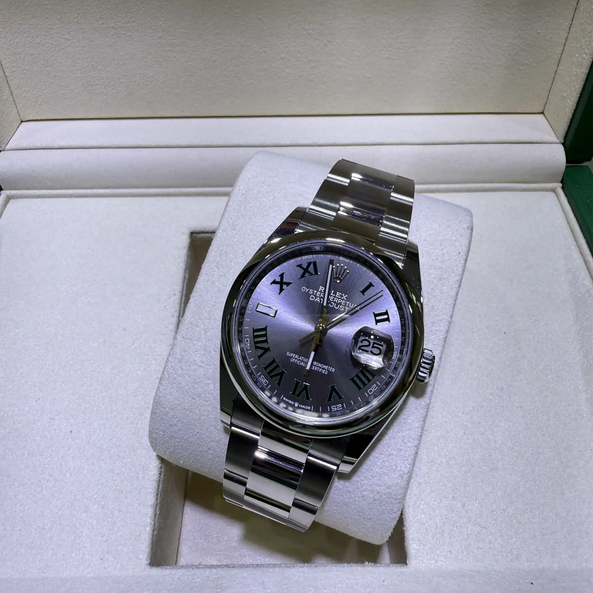 Rolex Datejust 36 Wimbledon Dial Oyster 126200 - Top