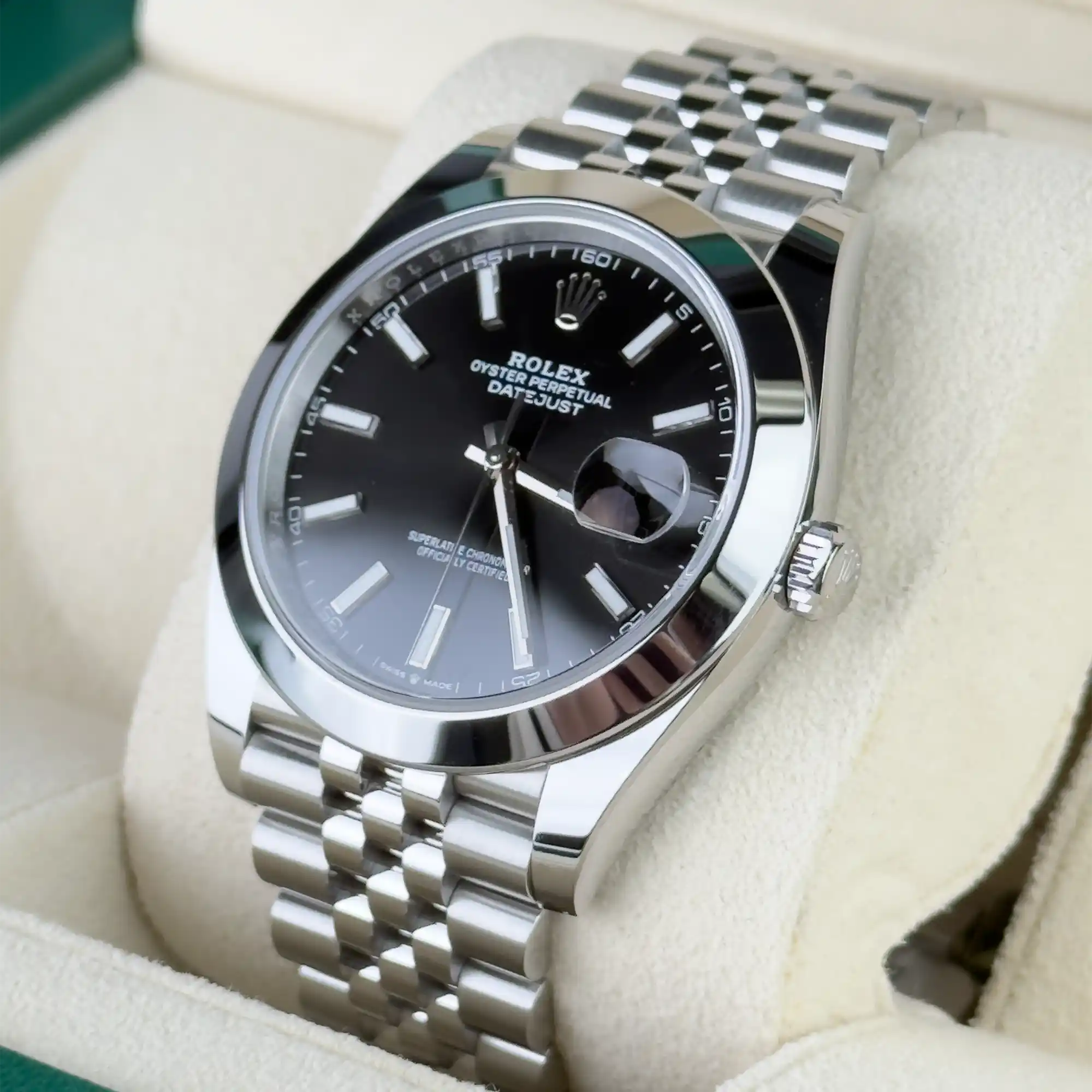 Rolex Datejust 41 Black Index Oystersteel Jubilee 126300- Pre-Owned Side 2