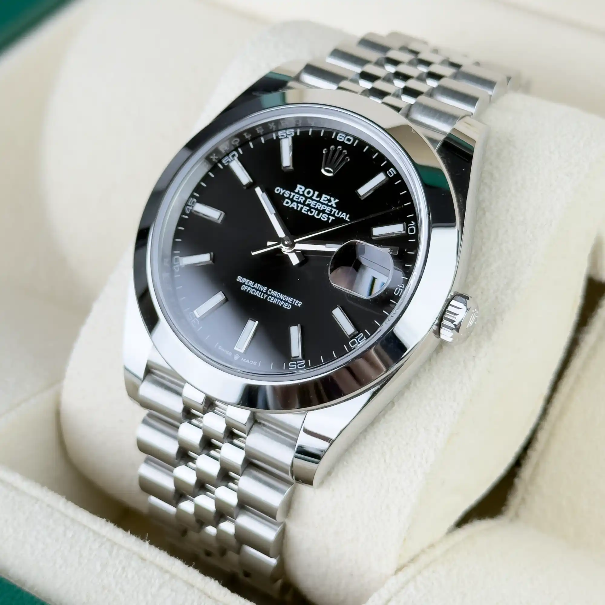 Rolex Datejust 41 Black Index Oystersteel Jubilee 126300 Right