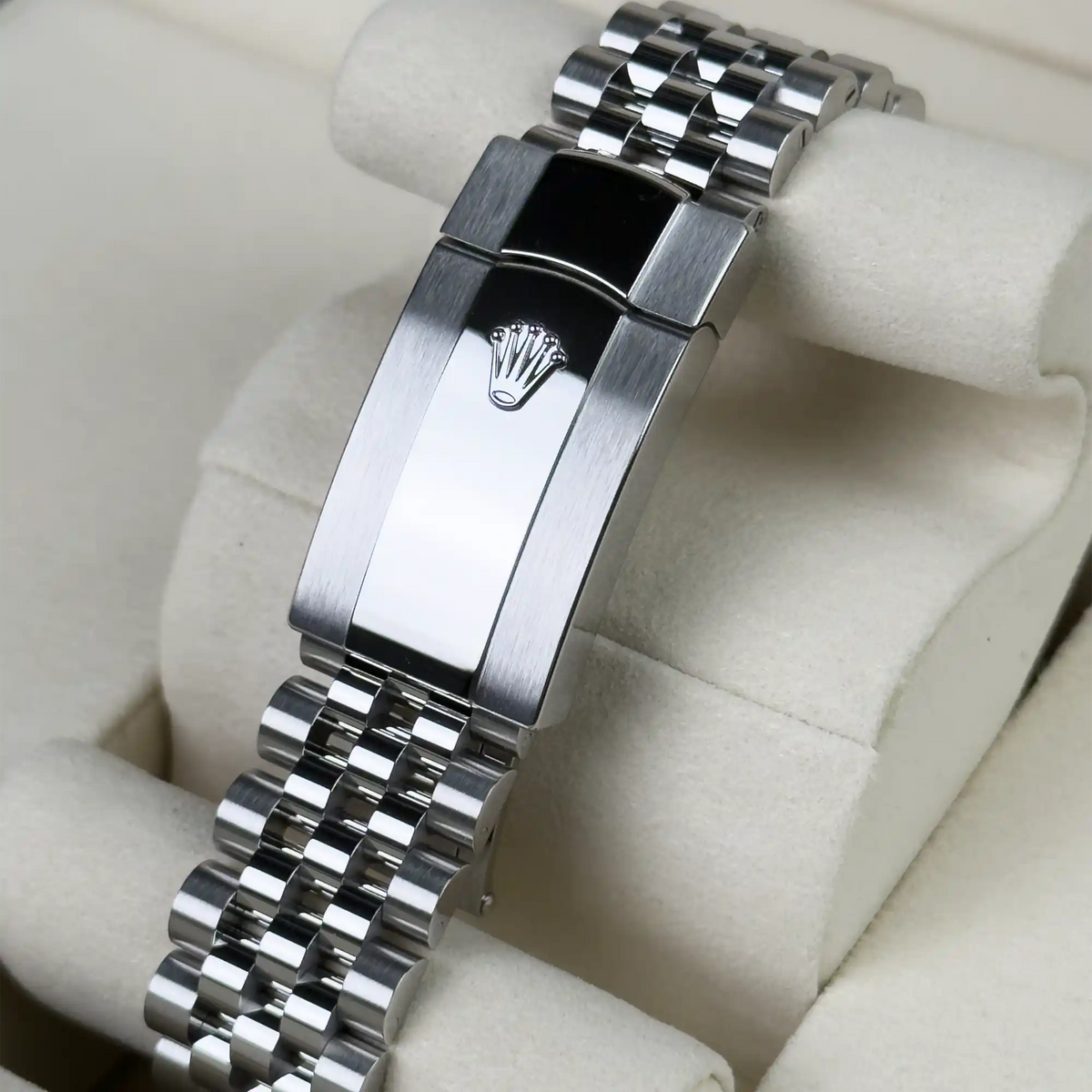 Rolex Datejust 41 Blue Index Oystersteel White Gold Jubilee 126334 - Clasp 3