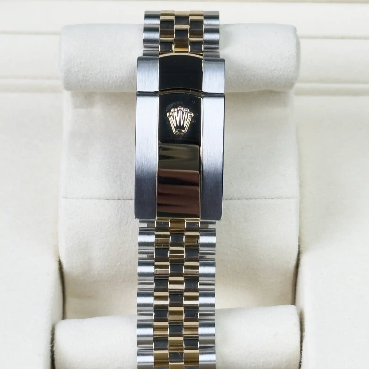 Rolex Datejust 41 Olive Green Yellow Gold Oystersteel Jubilee 126333 - 2026 New Releases - Clasp 1