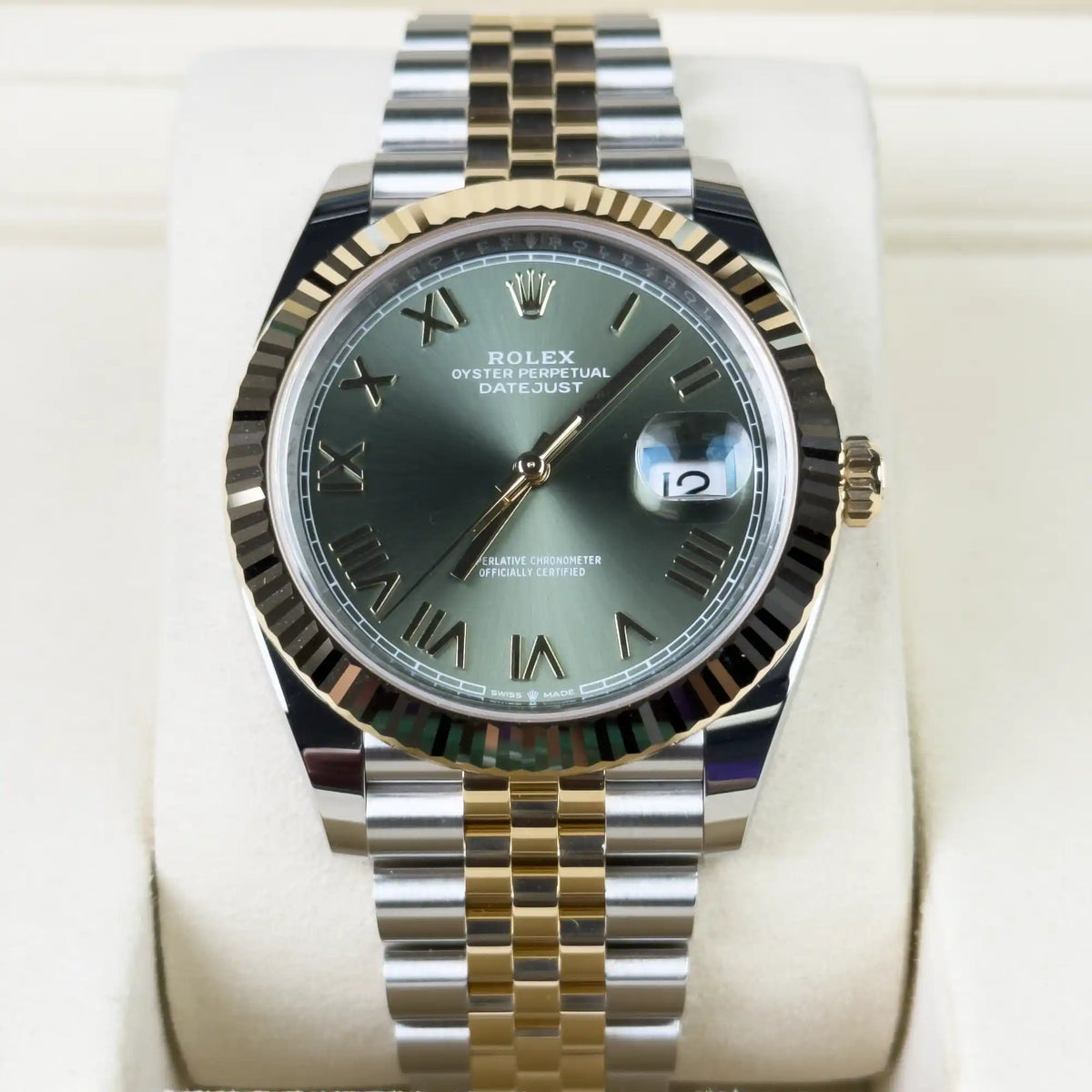 Rolex Datejust 41 Olive Green Yellow Gold Oystersteel Jubilee 126333 - 2026 New Releases - Front