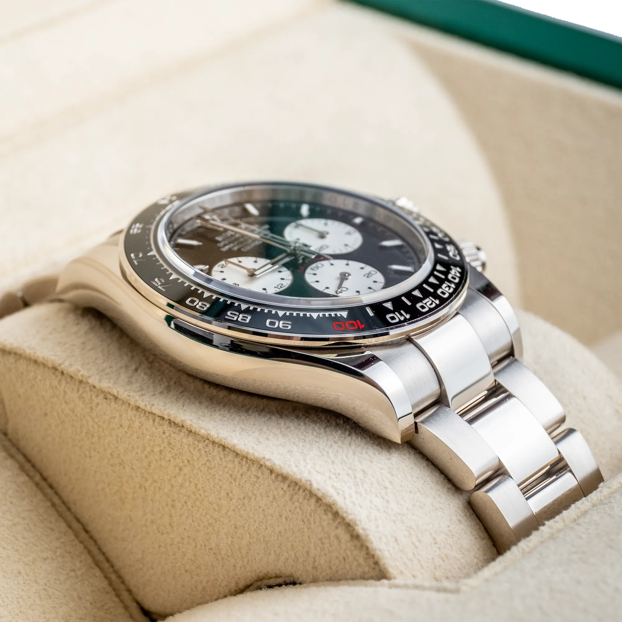 Rolex Daytona "Le Mans" 100 Anniversary White Gold 126529LN - Left