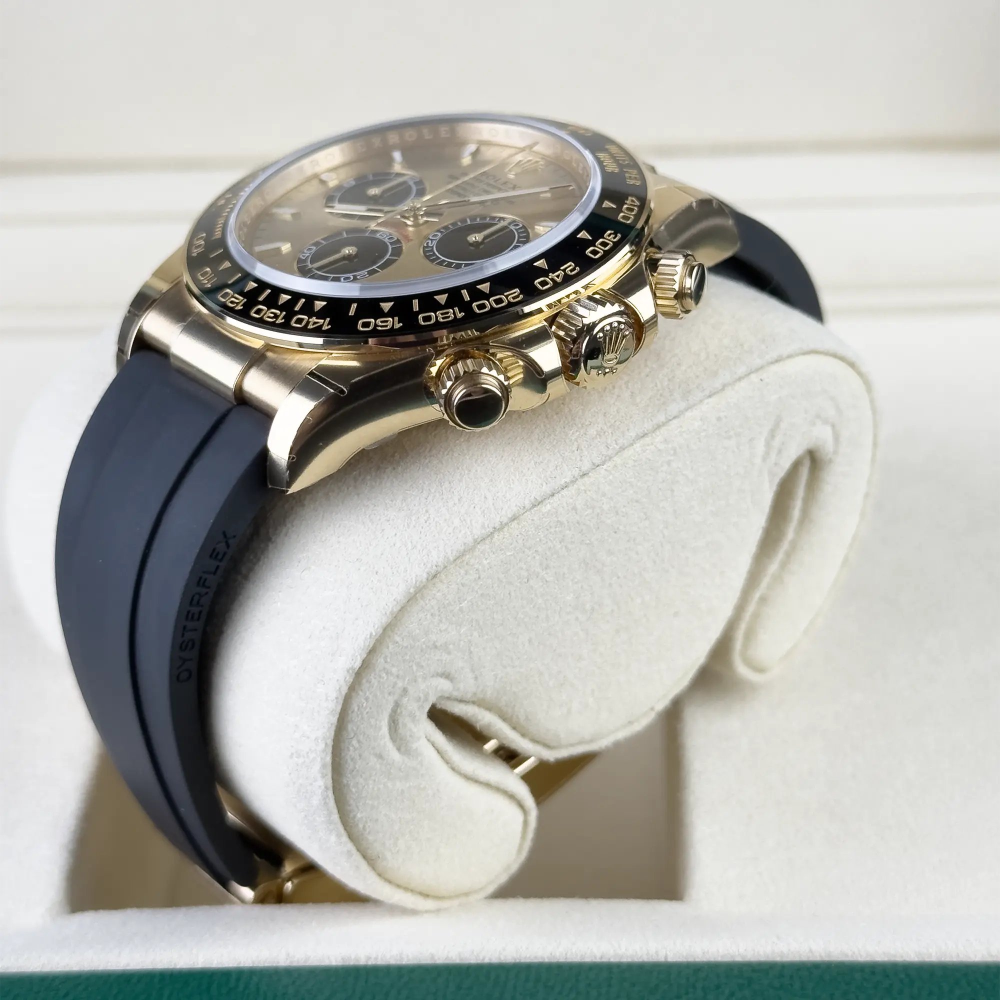 Rolex Daytona "Pikachu/YML" Gold Dial Yellow Gold Oysterflex 126518LNRolex Daytona "Pikachu/YML" Gold Dial Yellow Gold Oysterflex 126518LN - Side 3