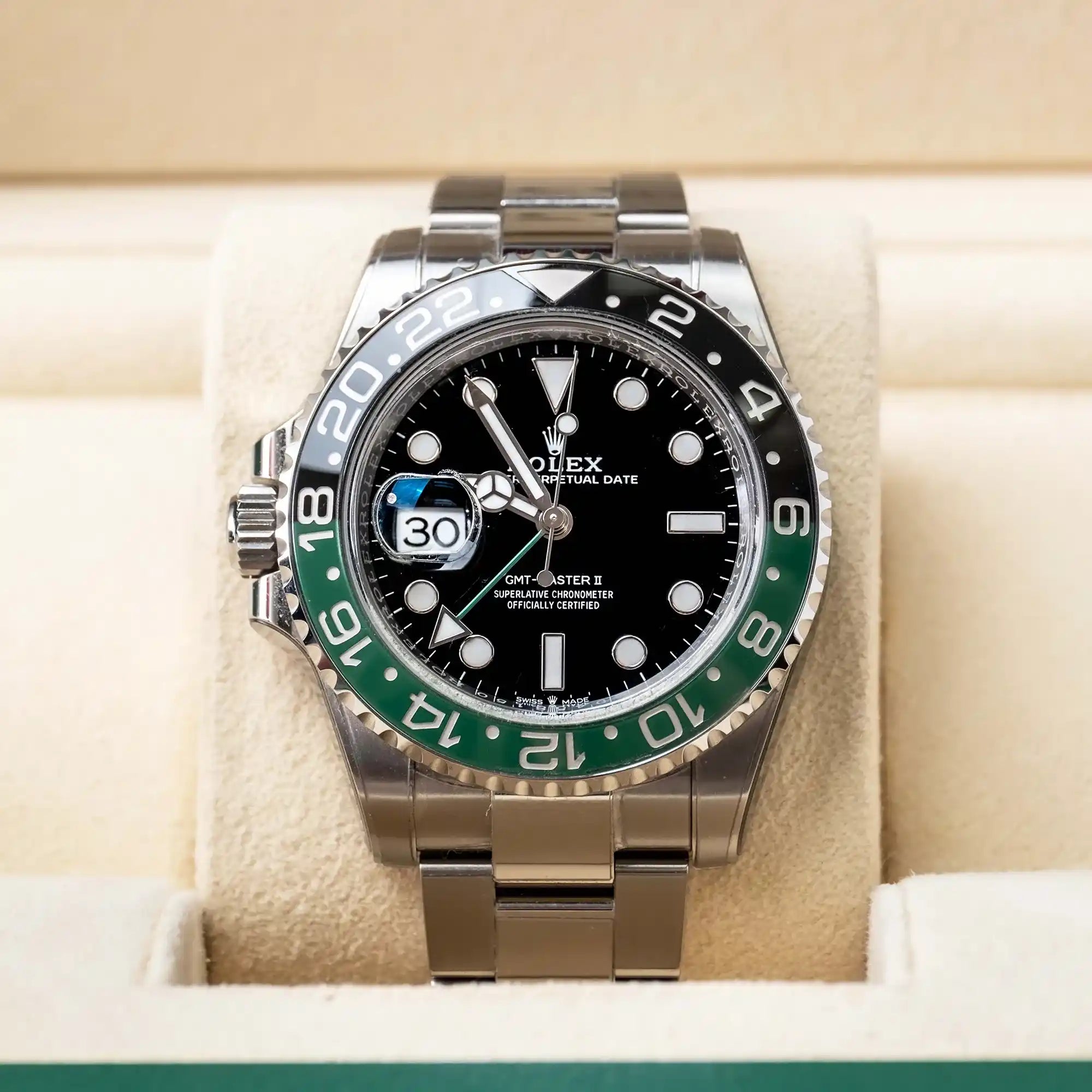 Rolex_GMT_Master_II_Sprite_Oyster_126720VTNR_-_Pre-owned_-_Clock