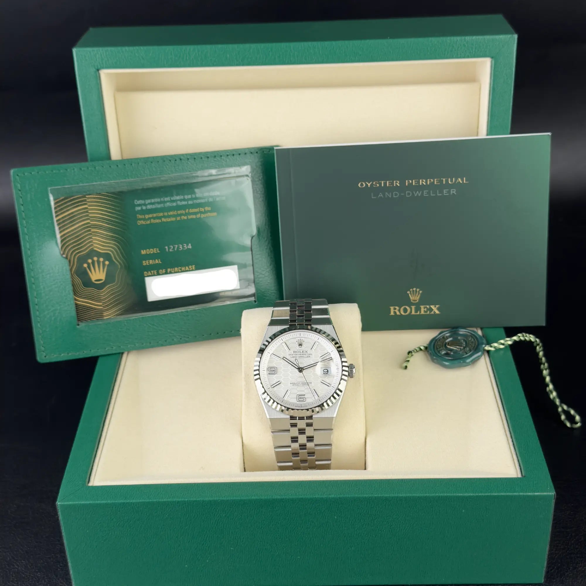 Rolex Land Dweller 40 Oystersteel White Gold White Dial Flat Jubilee 127334 - Full set
