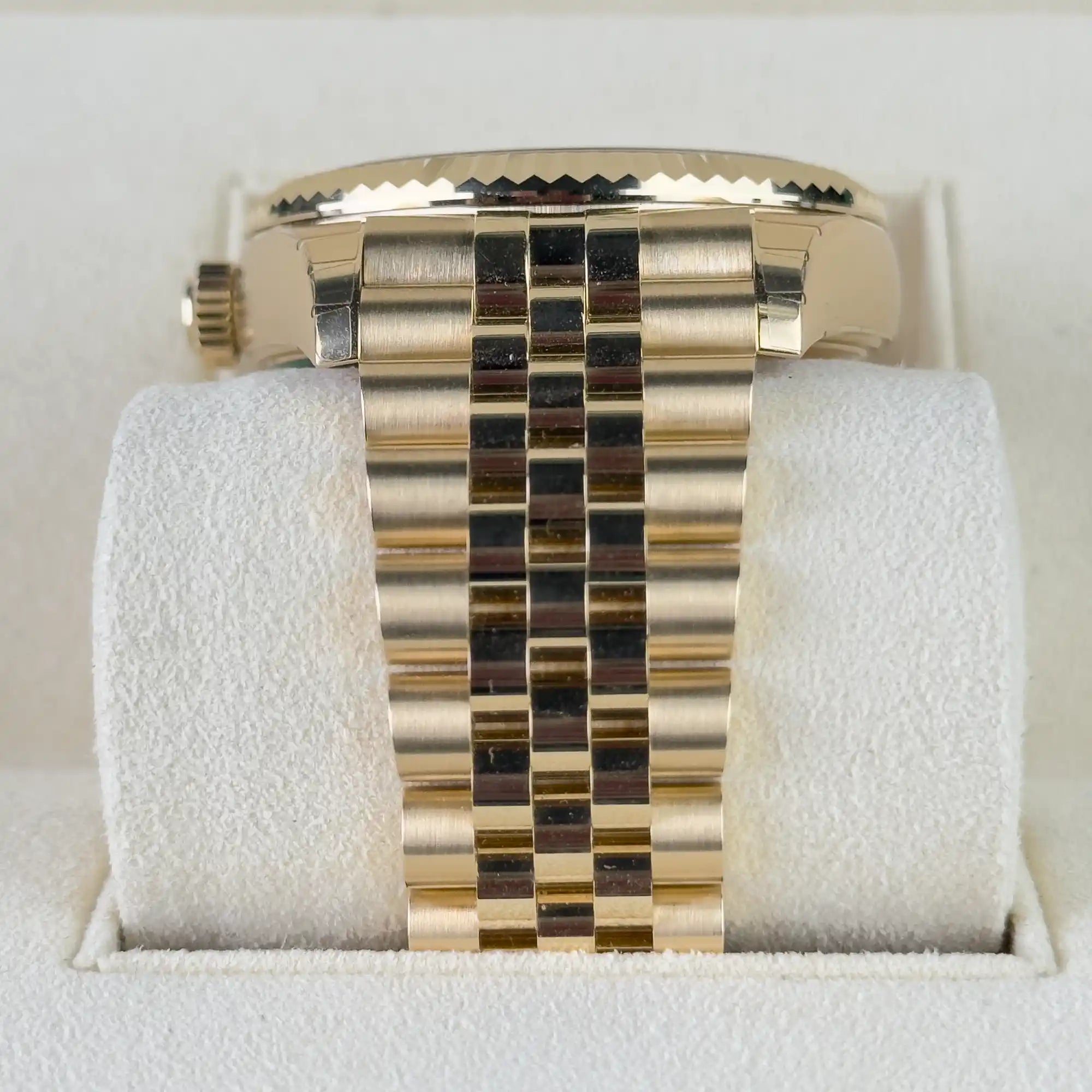 Rolex Sky Dweller Bright Green Dial Yellow Gold Jubilee 336938 - bracelet 2