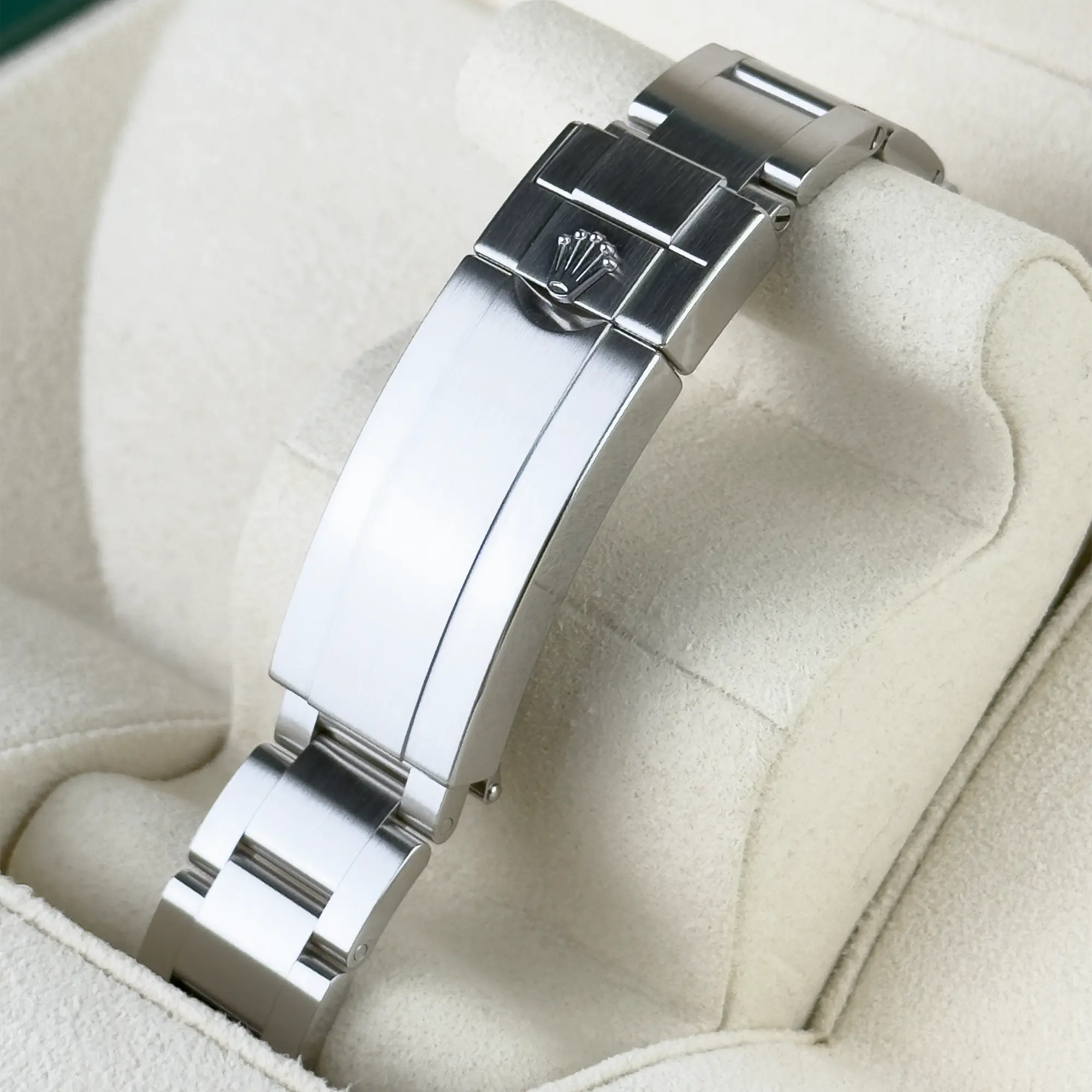 Rolex Submariner Date 'Hulk' 116610LV - Clasp 3