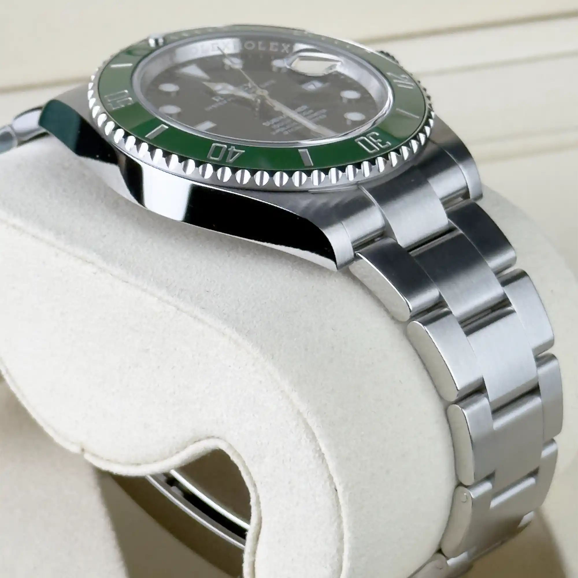 Rolex Submariner Date "Starbucks/Kermit" MK2 126610LV - Side 1