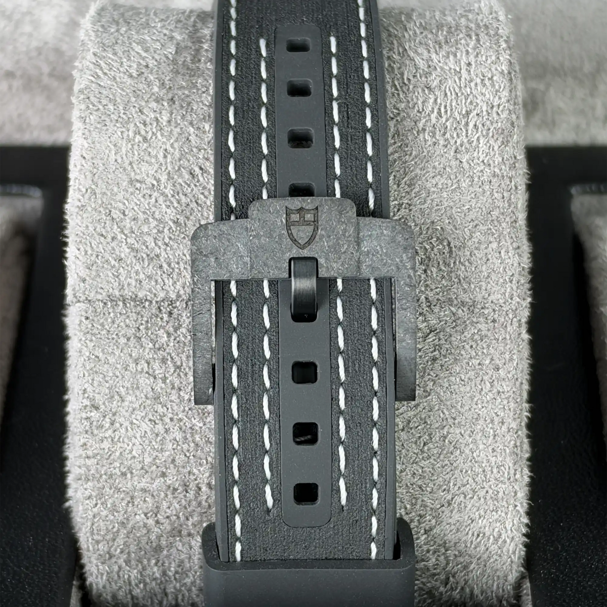 Tudor Black Bay Chronograph “Carbon 26” White Dial 42mm Black Strap 79377KN-0003 - Bracelet 1