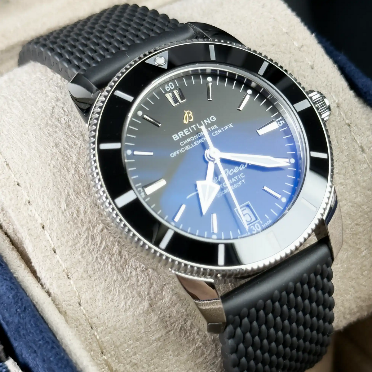 Breitling Superocean Heritage Black Dial Rubber Strap 42mm AB2010 - Left