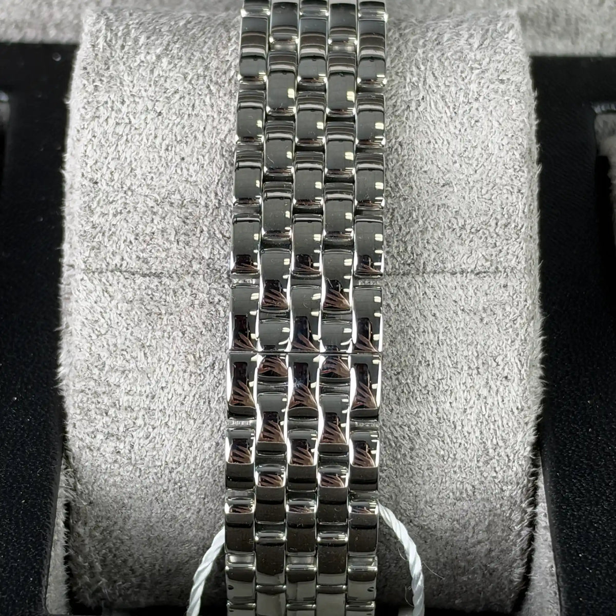 Cartier Panthère de Medium Silvered Dial Diamond Bezel Steel 27mm W4PN0018 - Bracelet 1