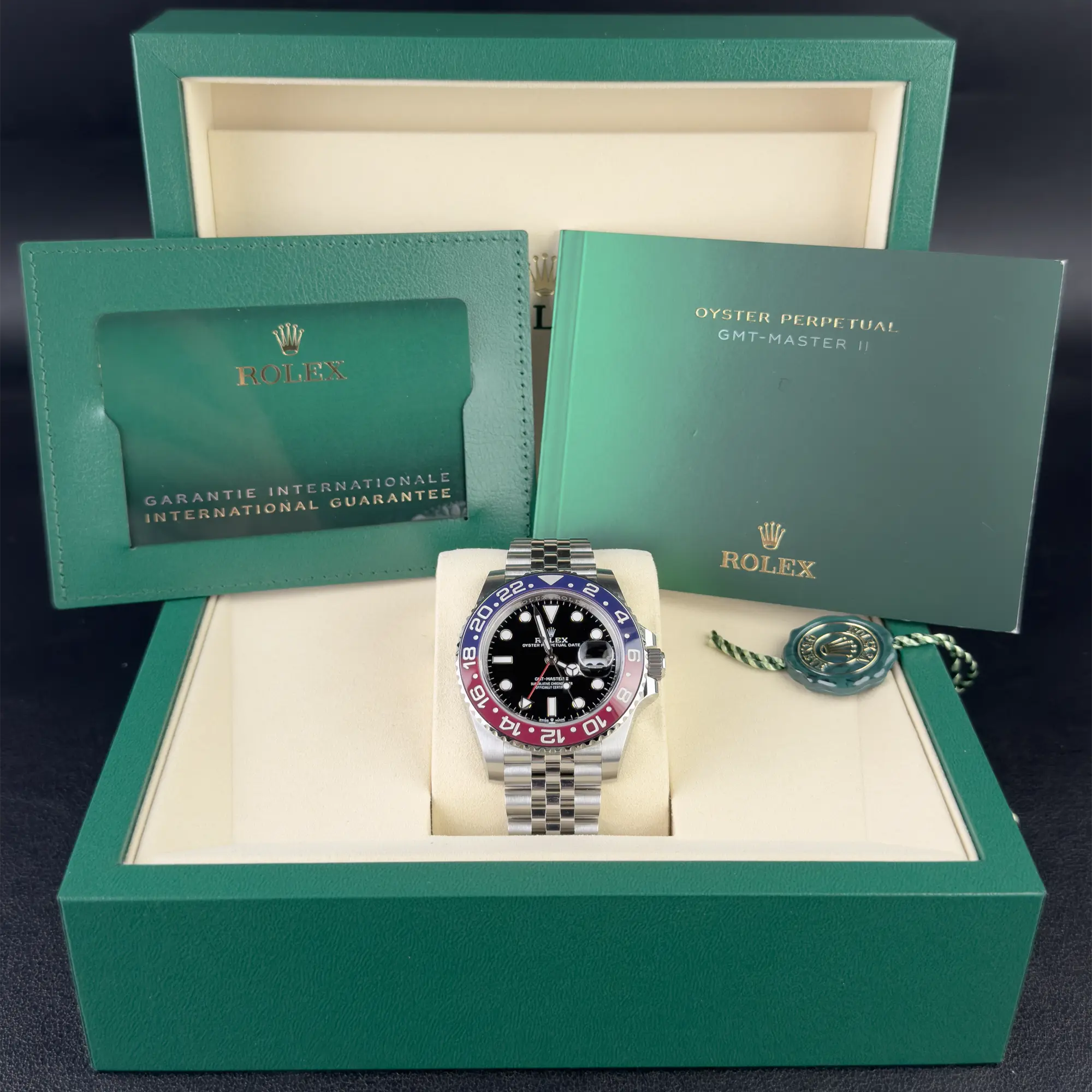 Full set - Rolex GMT Master II "Pepsi" Oyster 126710BLRO