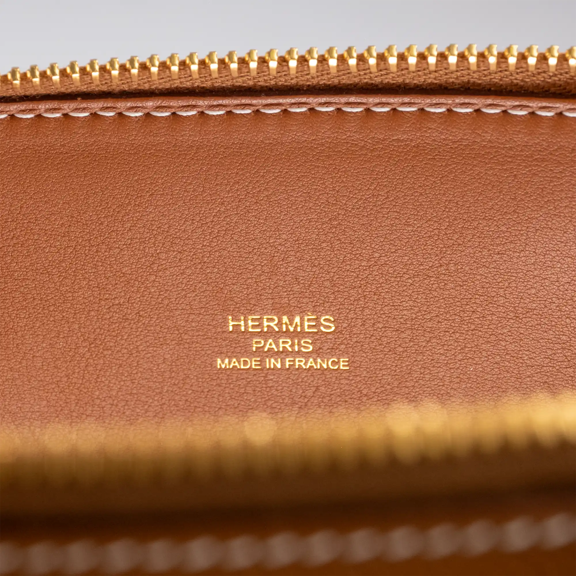 Hermes 1923 Bolide 25 Gold Epsom Gold Hardware - Logo