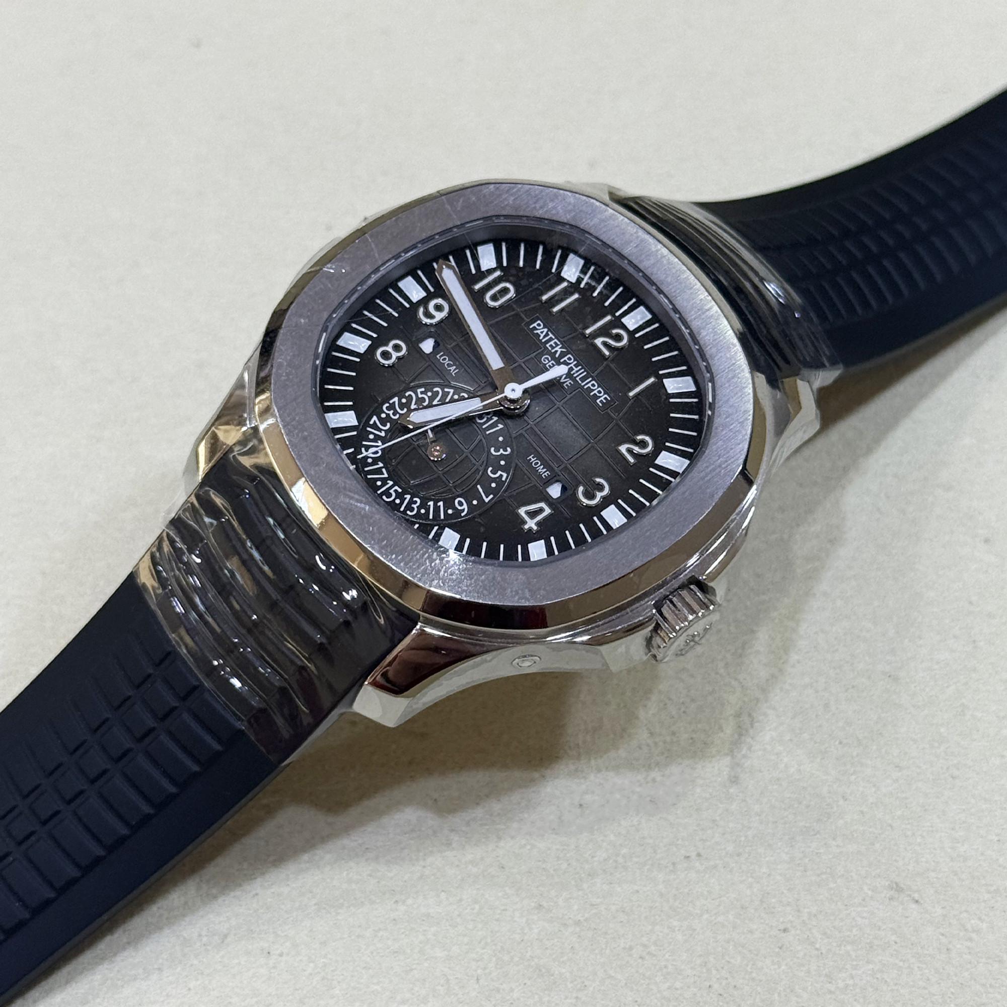 Patek Philippe Aquanaut Black Dial Travel Time 5164A/001 - Pre-owned - Top