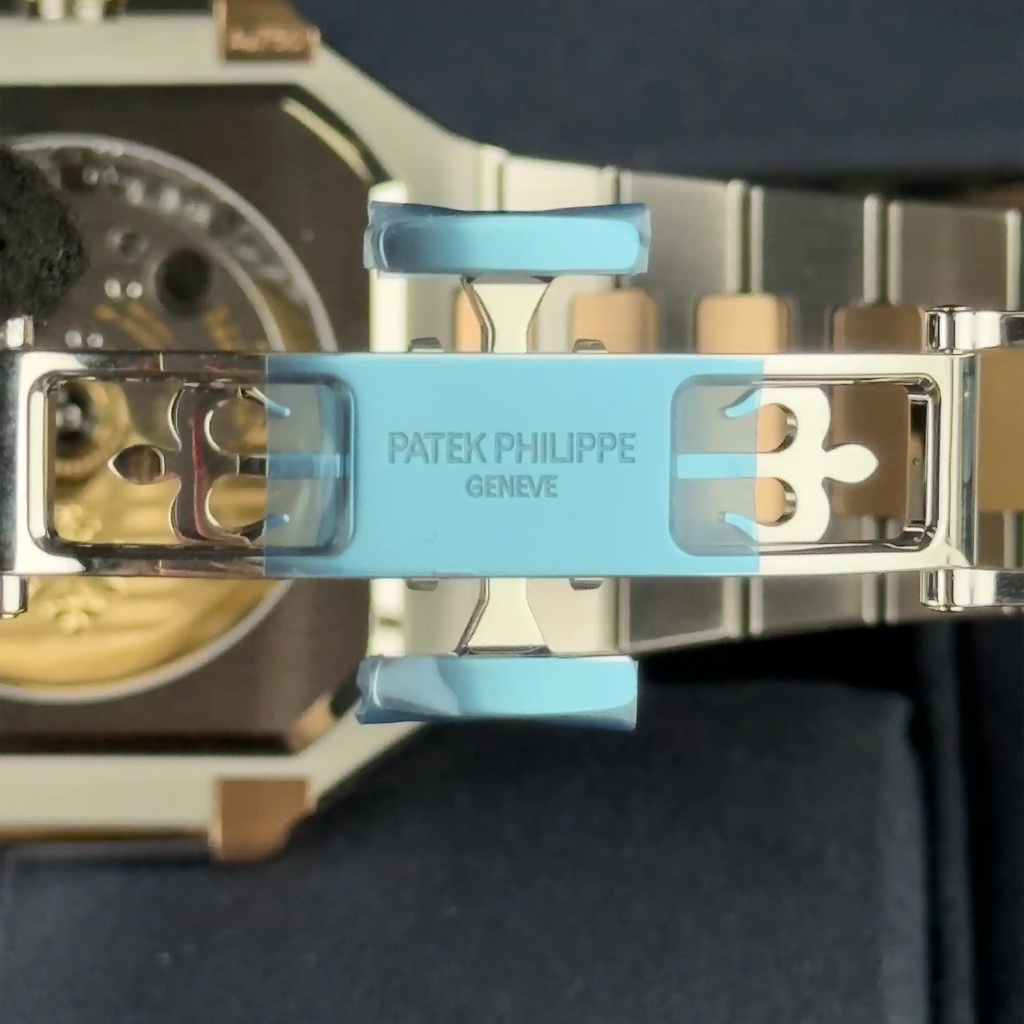 Patek Philippe Cubitus Sunburst Blue Dial 45 Stainless Steel Rose Gold 5821/1A-001 - clasp