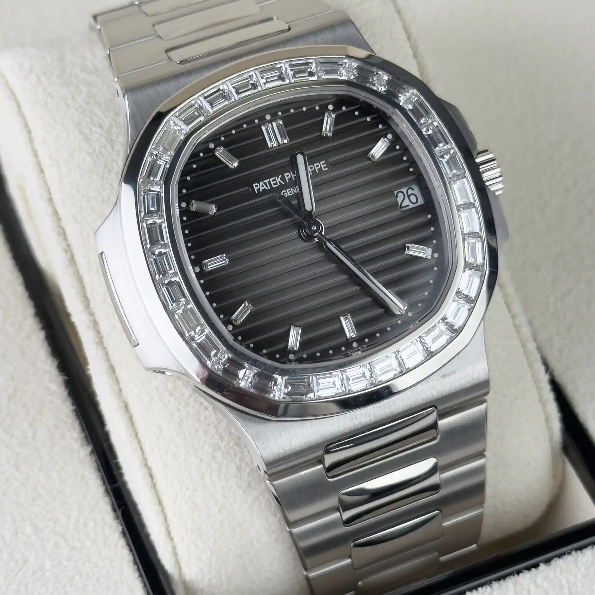 Patek Philippe Nautilus Grey Dial Diamond Bezel Platinum 5711/110P-001 - Pre-Owned - Left