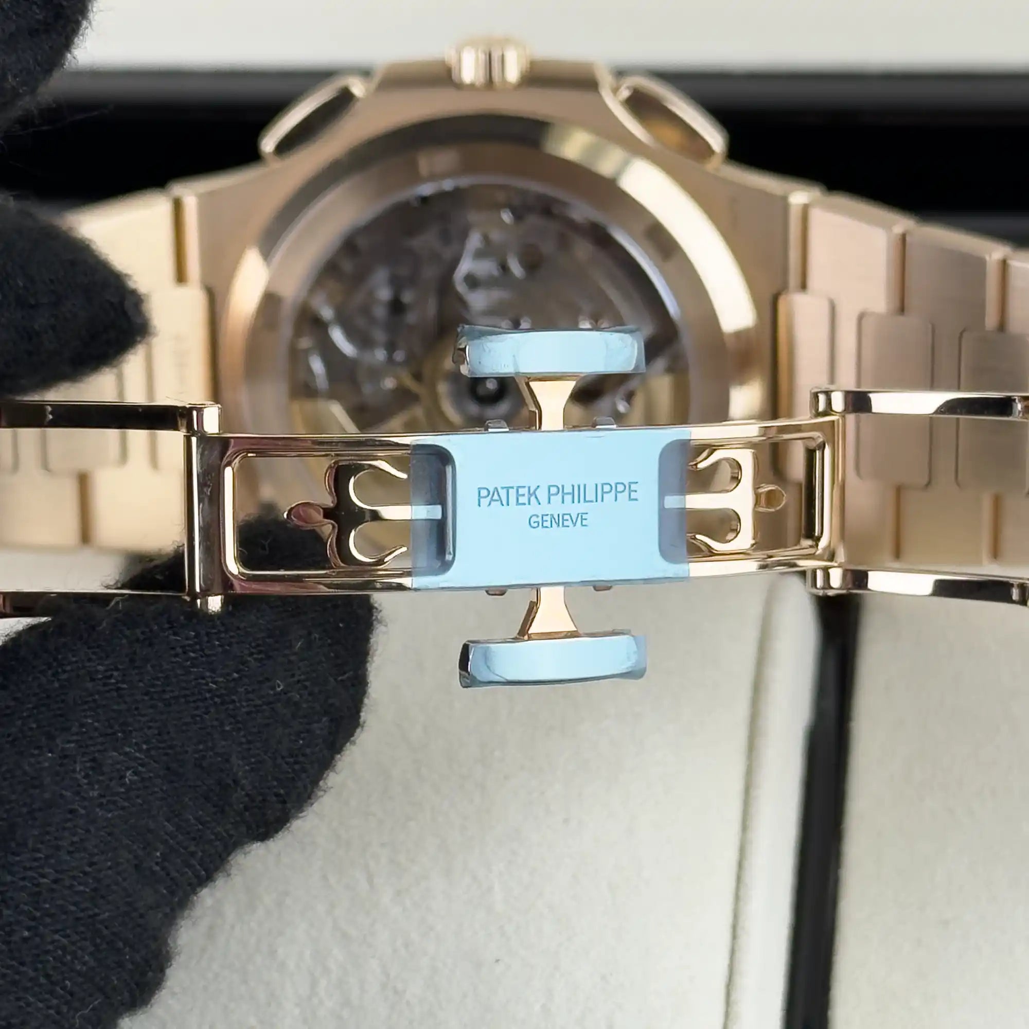 Patek Philippe Nautilus Travel Time Chronograph 5990/1R-001 - Clasp