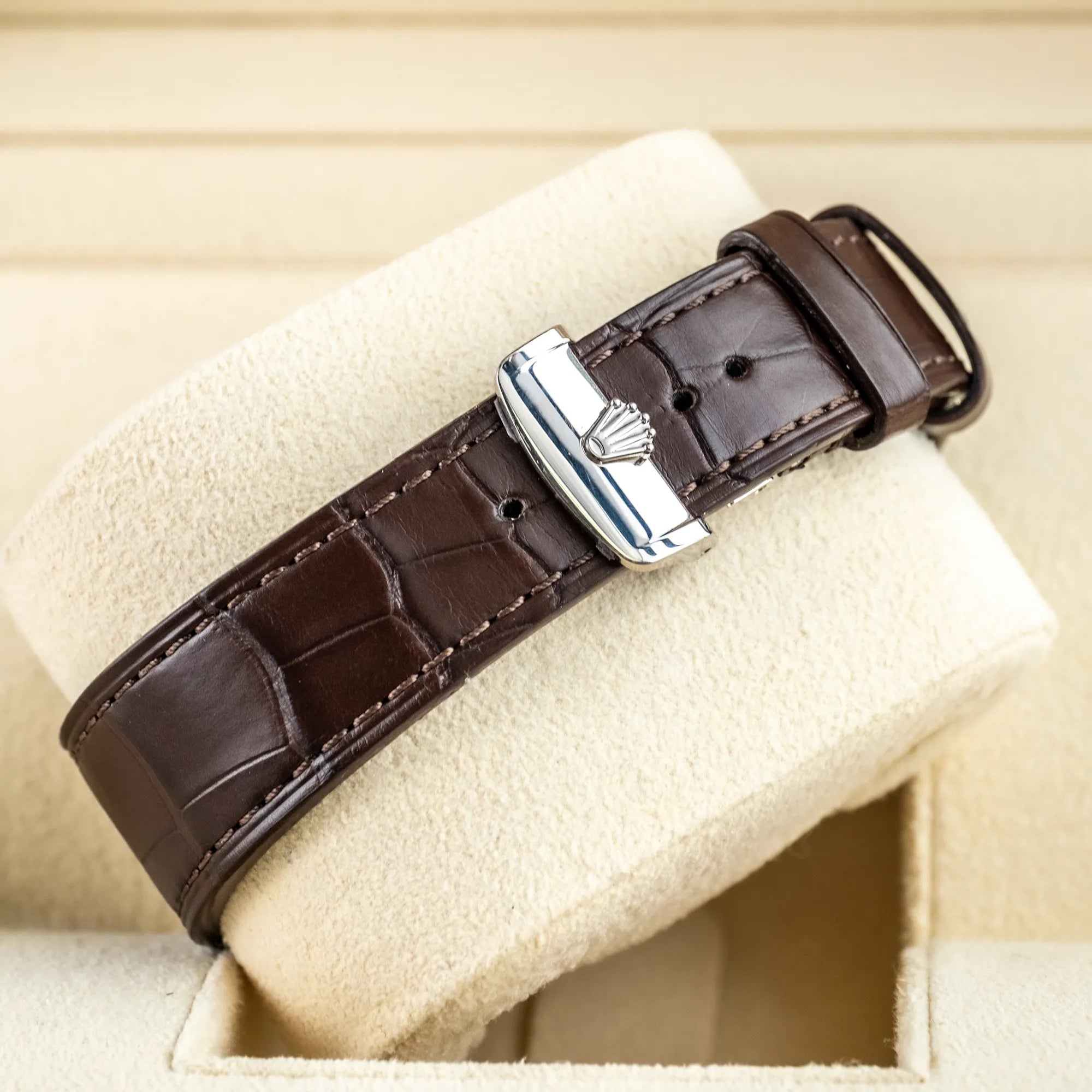 Rolex 1908 White Gold White Dial Brown Alligator Strap 52509 - Bracelet