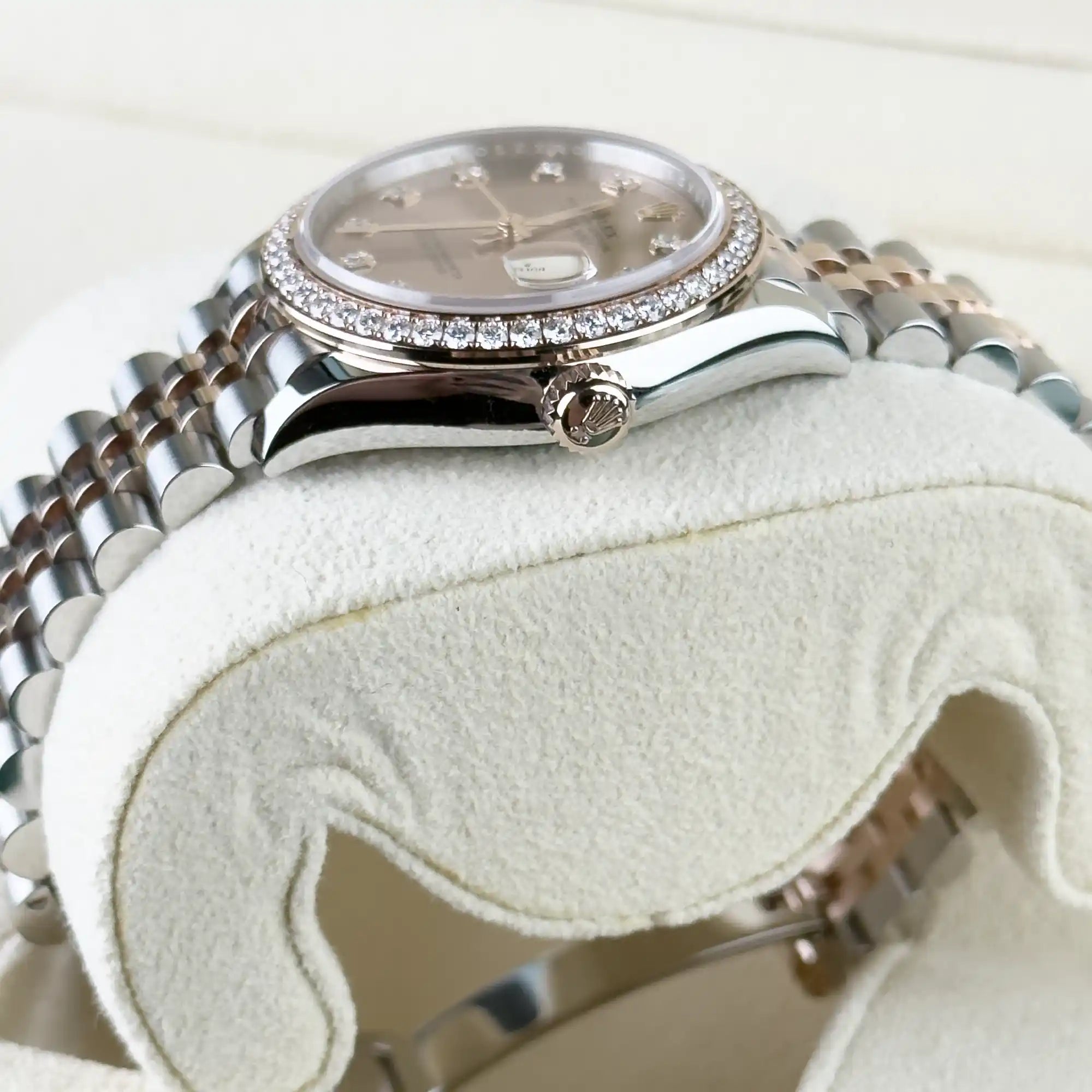 Rolex Datejust 31 Rose Diamond Oystersteel Rose Gold Jubilee 278381RBR -  side 2