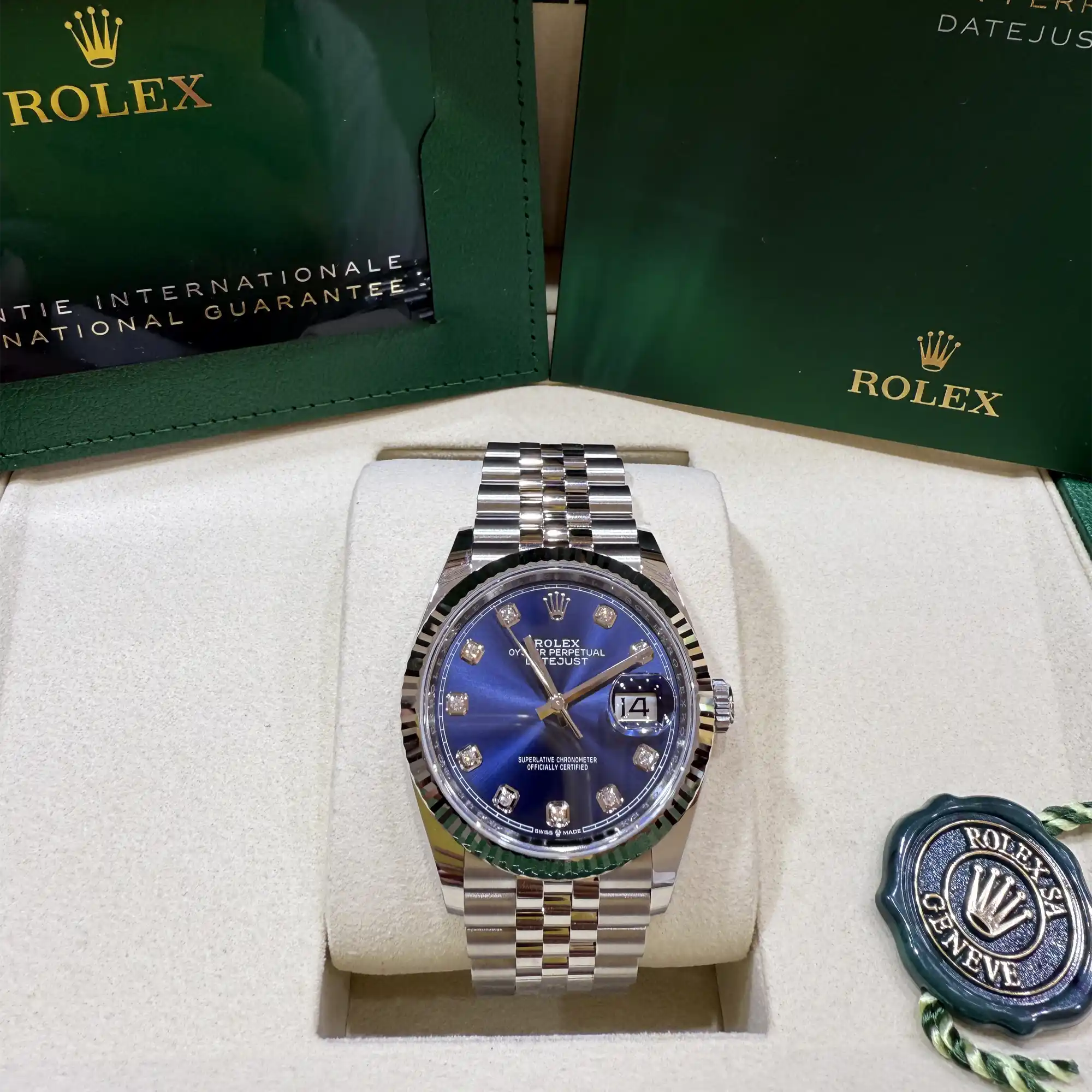Rolex Datejust 36 Blue Diamond Oystersteel White Gold Jubilee 126234 - Full set