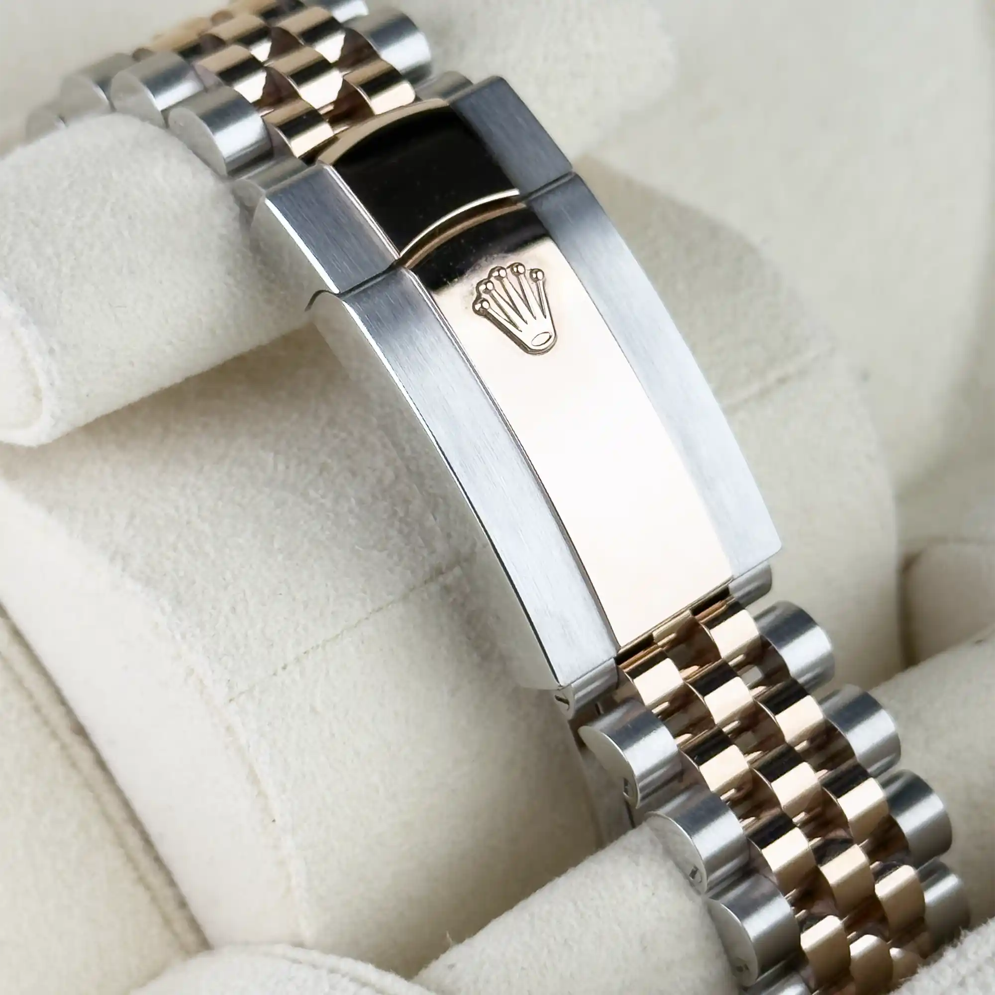 Rolex Datejust 36 Slate Diamond Oystersteel Rose Gold Jubilee 126281RBR - Clasp 1