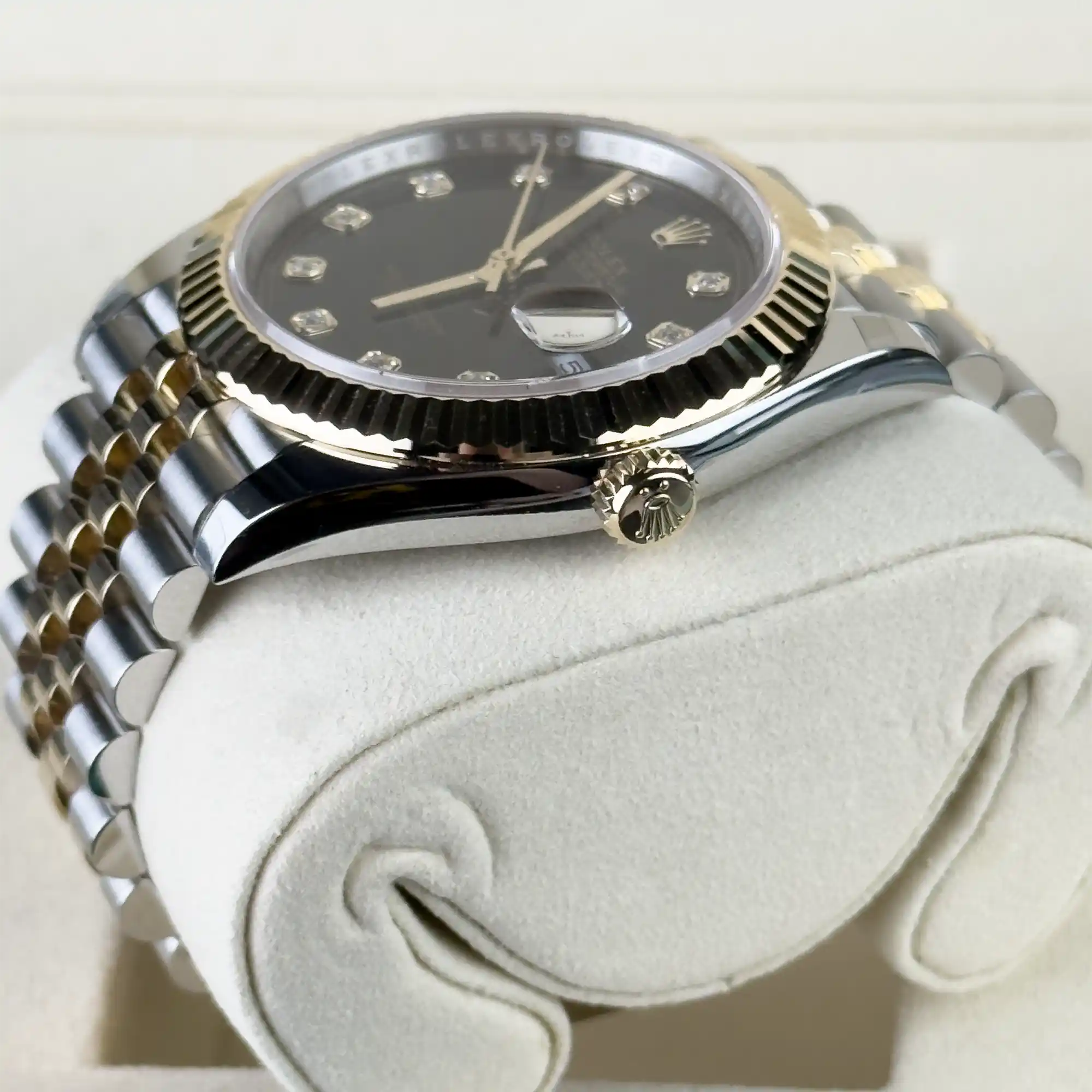 Rolex Datejust 41 Black Diamond Oystersteel Yellow Gold Jubilee 126333 - Side 2
