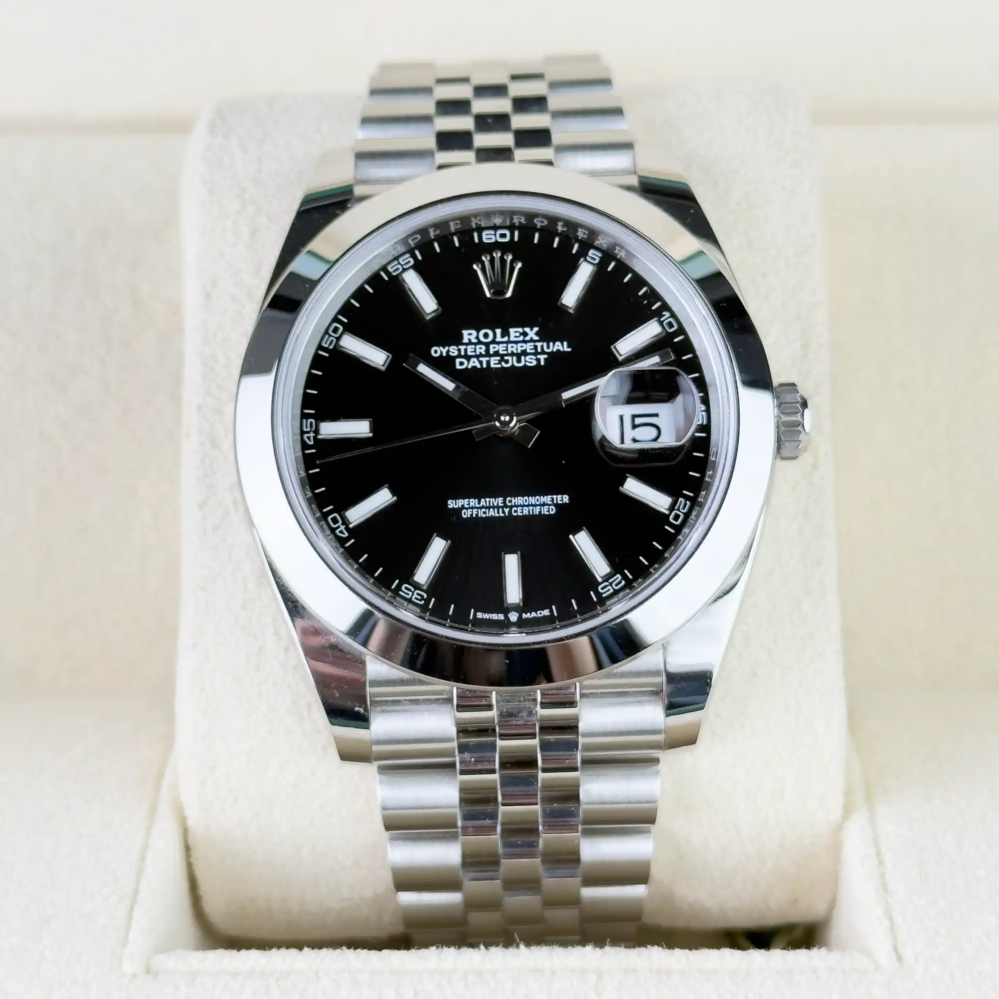 Rolex Datejust 41 Black Index Oystersteel Jubilee 126300 Front