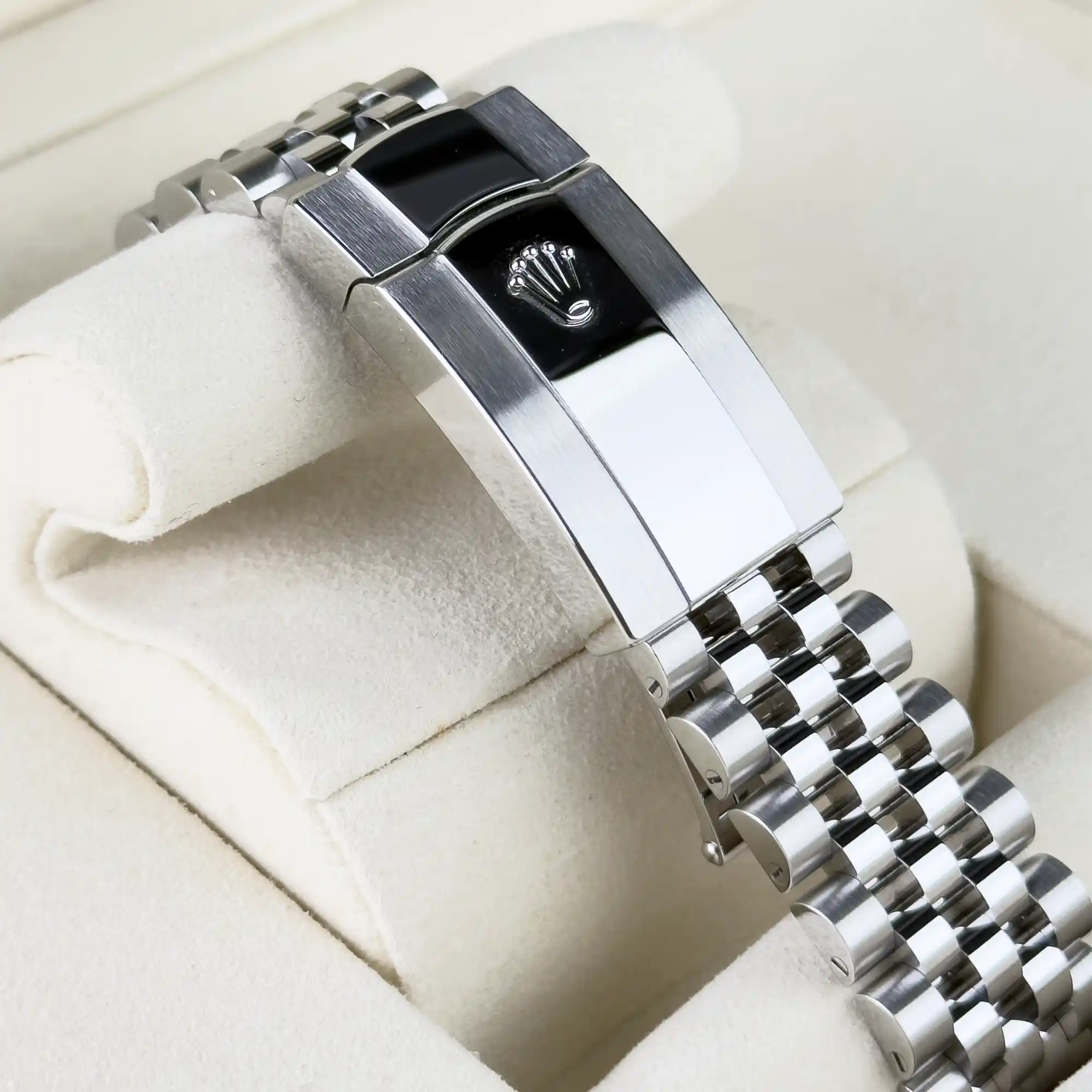 Rolex Datejust 41 Blue Diamond Oystersteel White Gold Jubilee 126334 - clasp 1