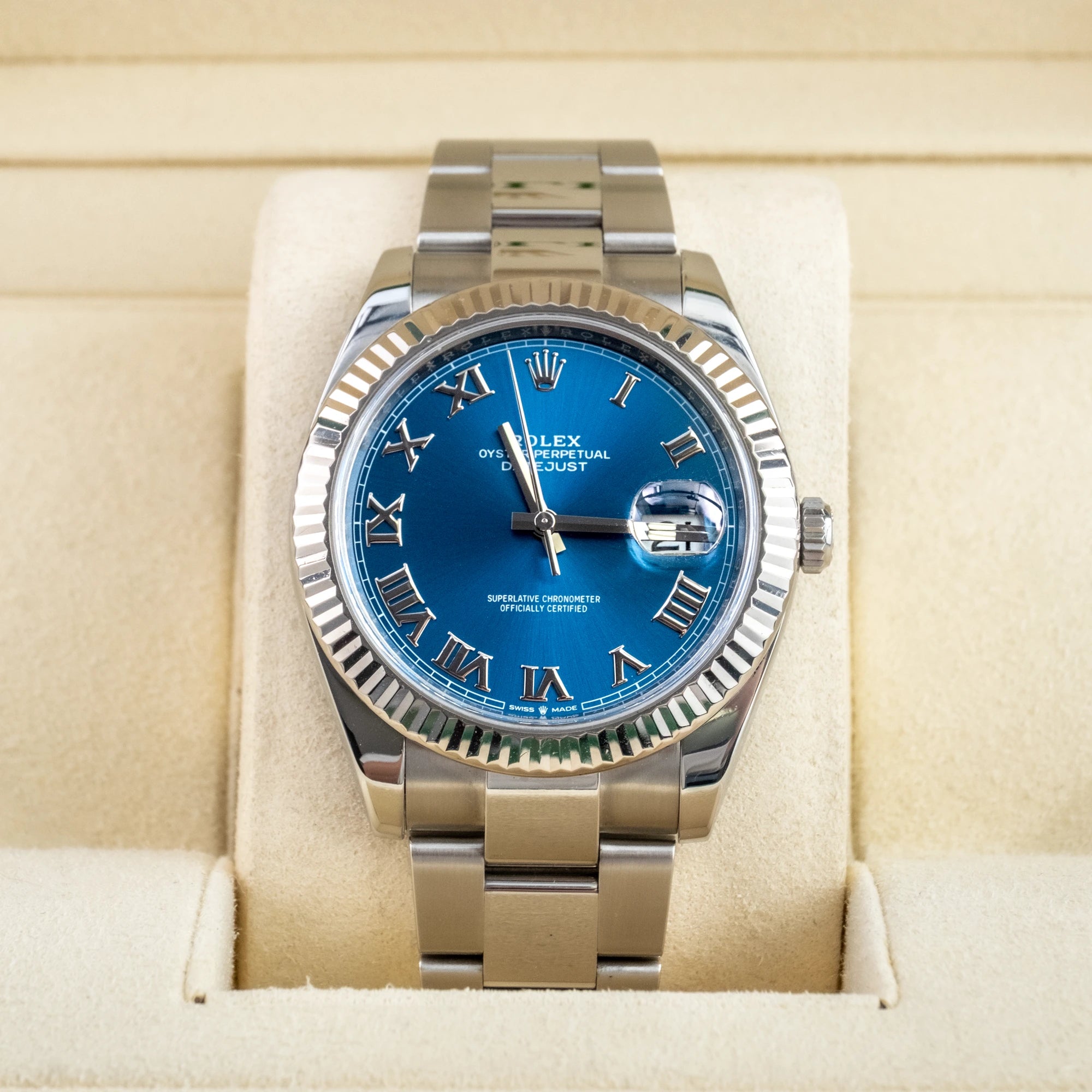 Rolex Datejust 41 Blue Roman Oystersteel White Gold Oyster 126334 - In box