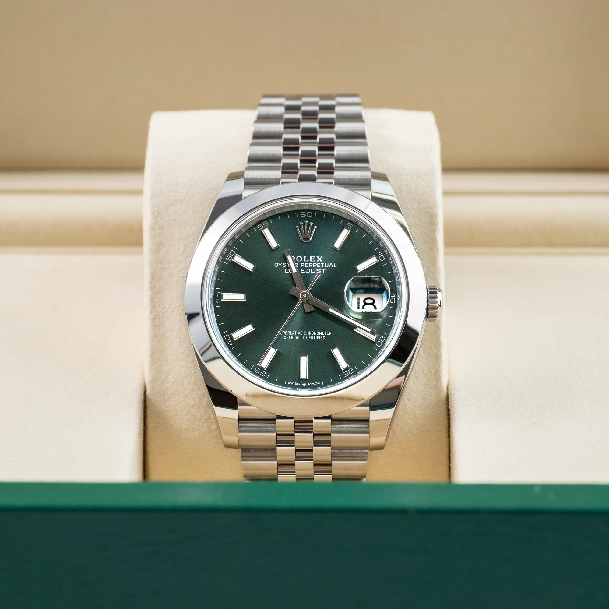 Rolex Datejust 41 Green Index Oystersteel Jubilee 126300 - In box