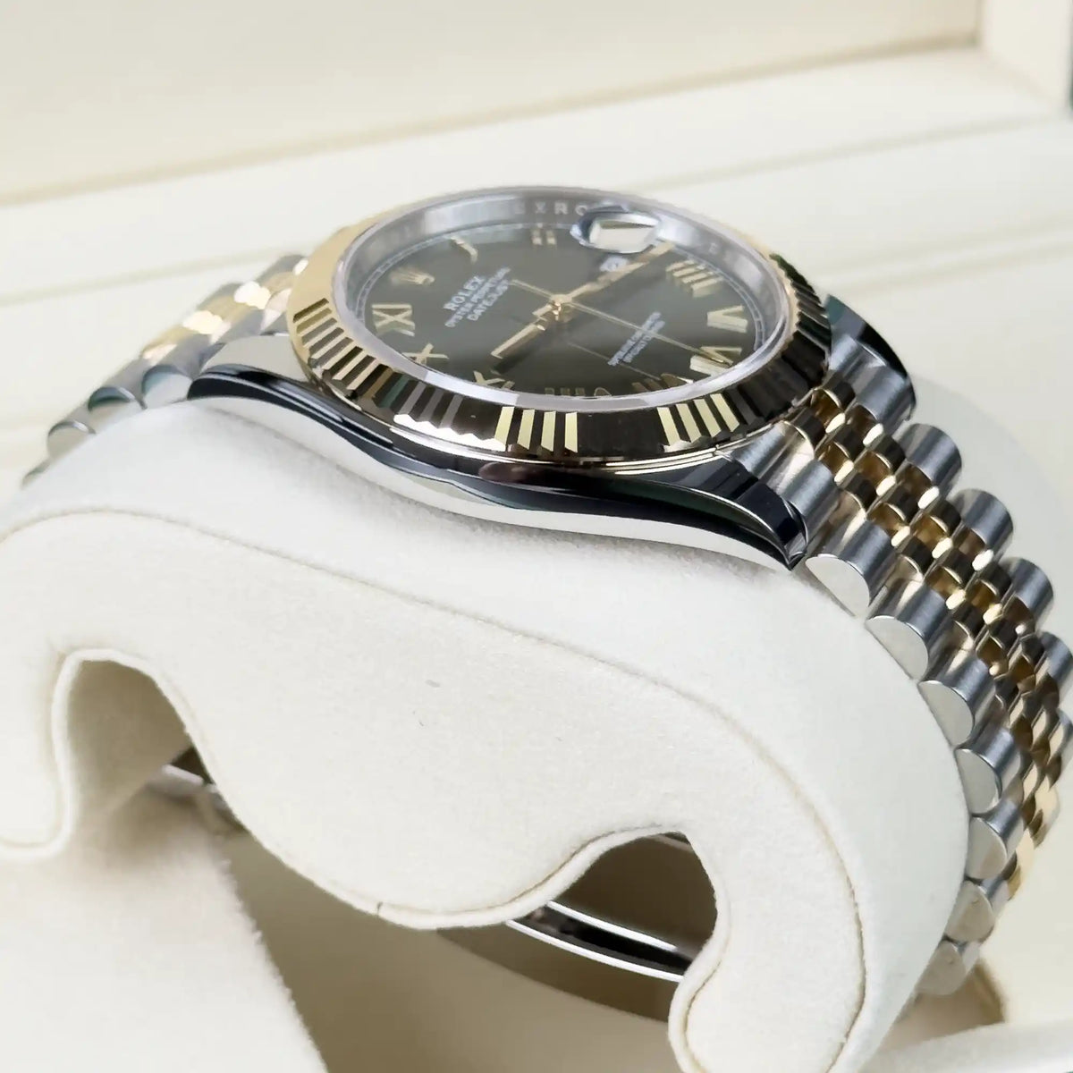 Rolex Datejust 41 Olive Green Yellow Gold Oystersteel Jubilee 126333 - 2026 New Releases - Side 2
