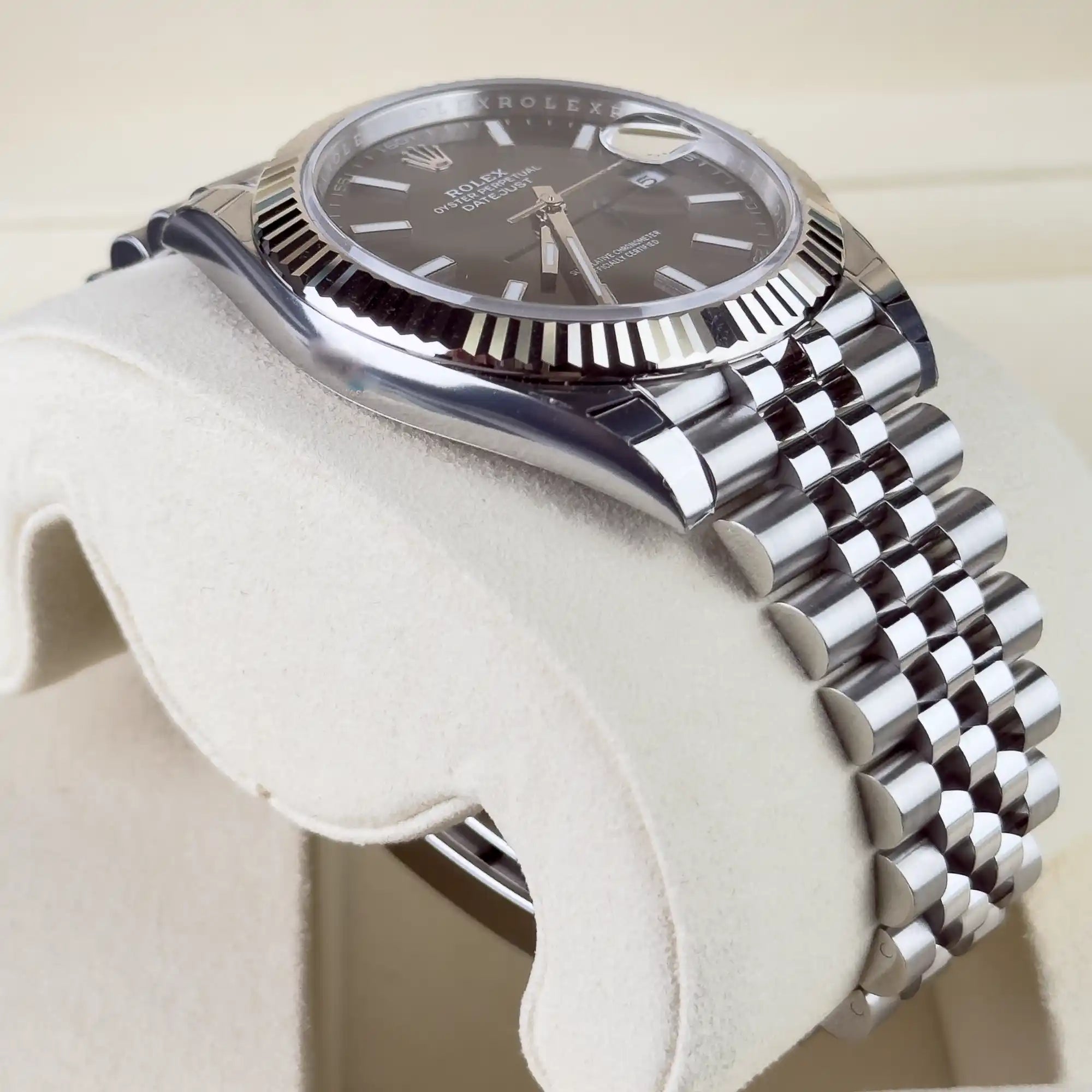 Rolex Datejust 41 Slate Dial Jubilee 126334 - Side 1
