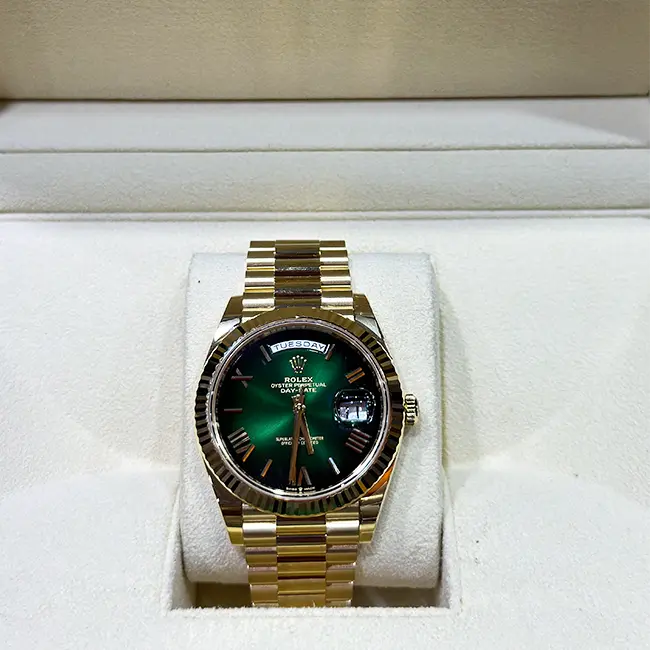 Rolex Day-Date 40 Green Ombré Roman Yellow Gold 228238 - In box