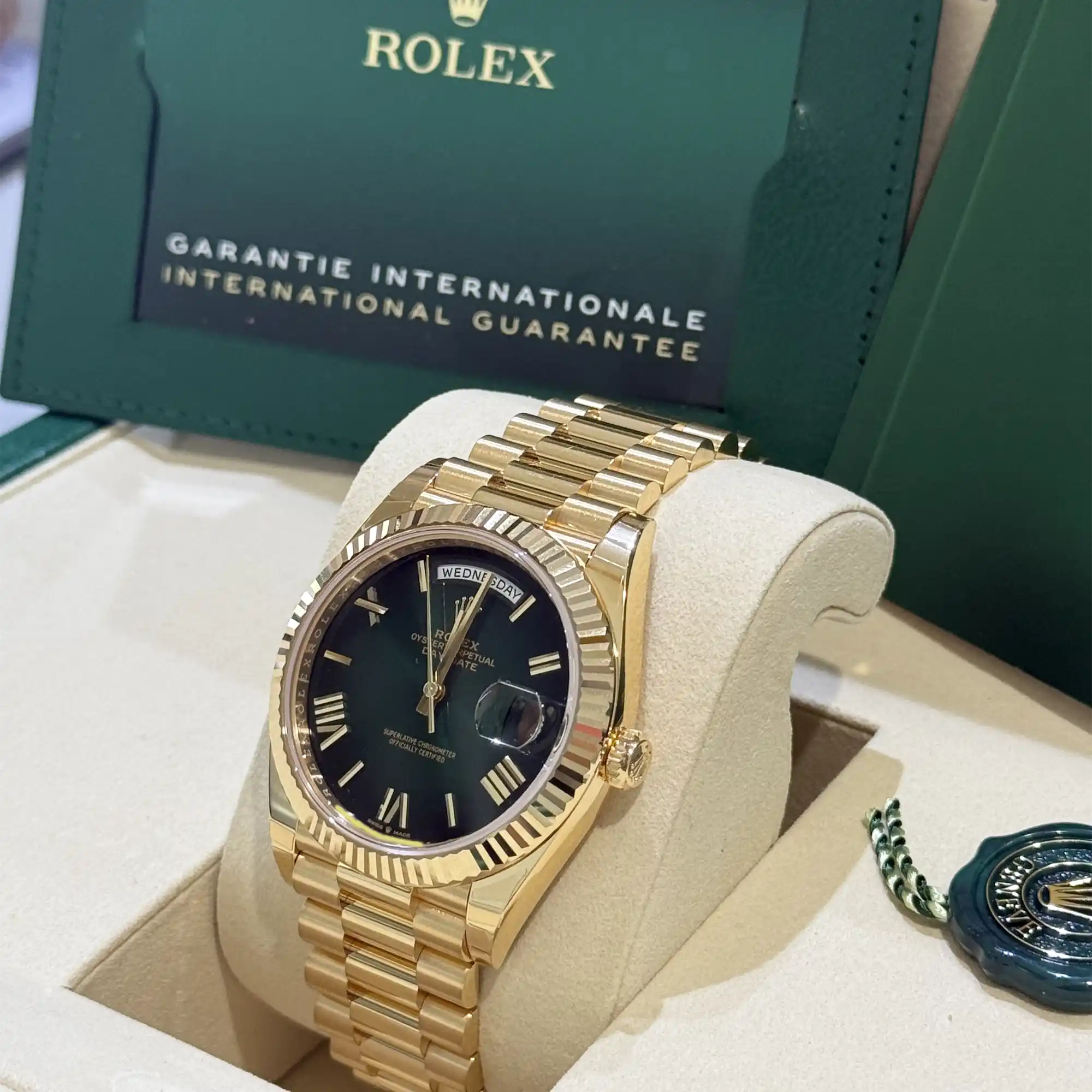 Rolex Day-Date 40 Green Ombre Roman Yellow Gold 228238 - Right