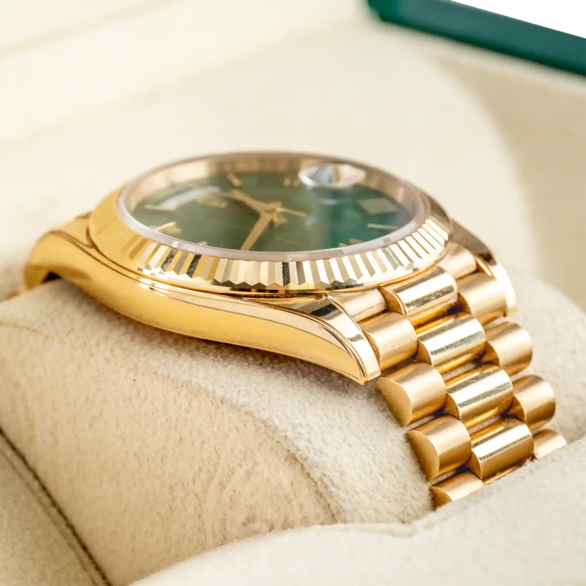 Rolex Day-Date 40 Green Roman Yellow Gold 228238 - Left