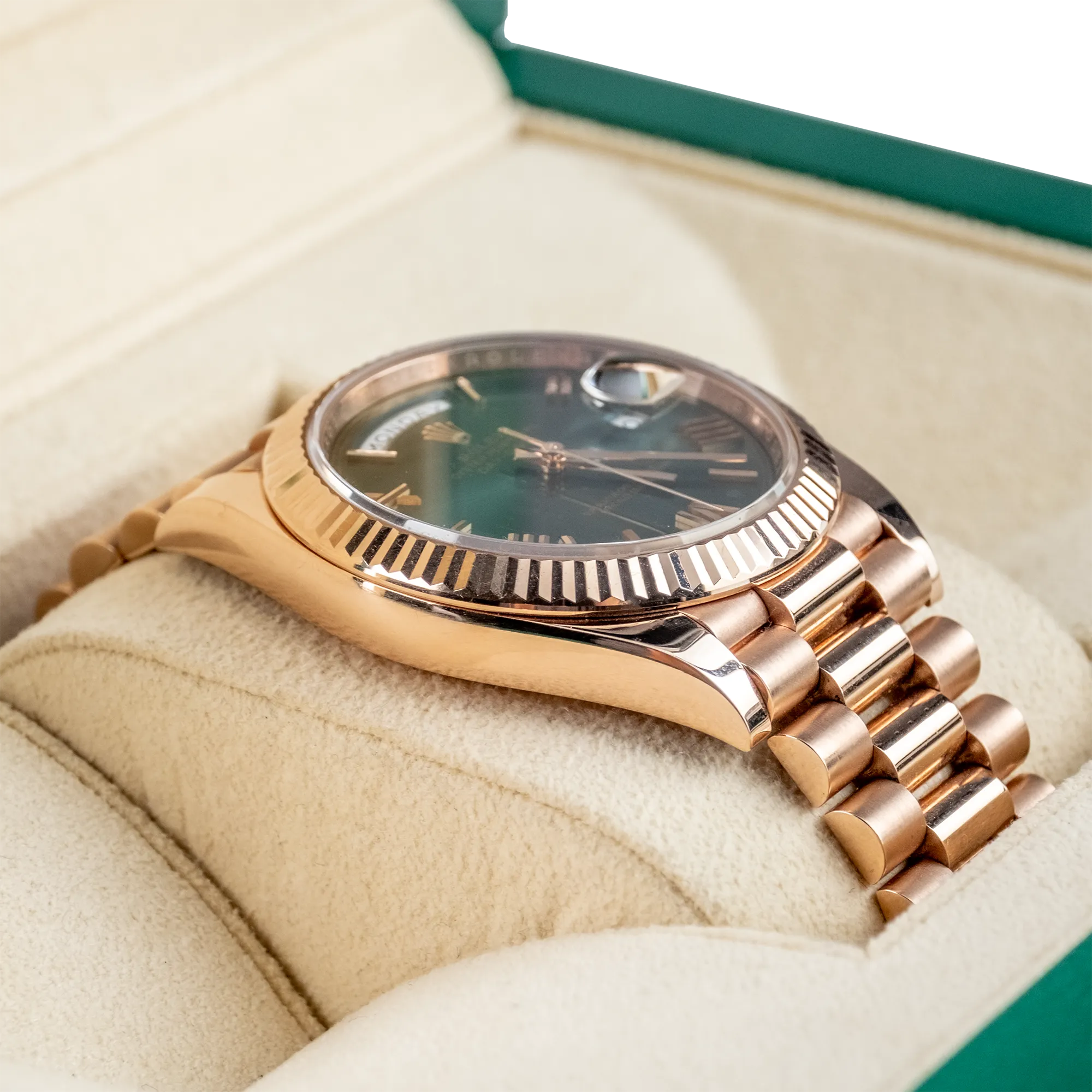 Rolex Day-Date 40 Olive Green Roman Rose Gold 228235 - Left