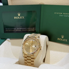 Rolex Day-Date 40 Yellow Gold Champagne Roman 228238 - Crown